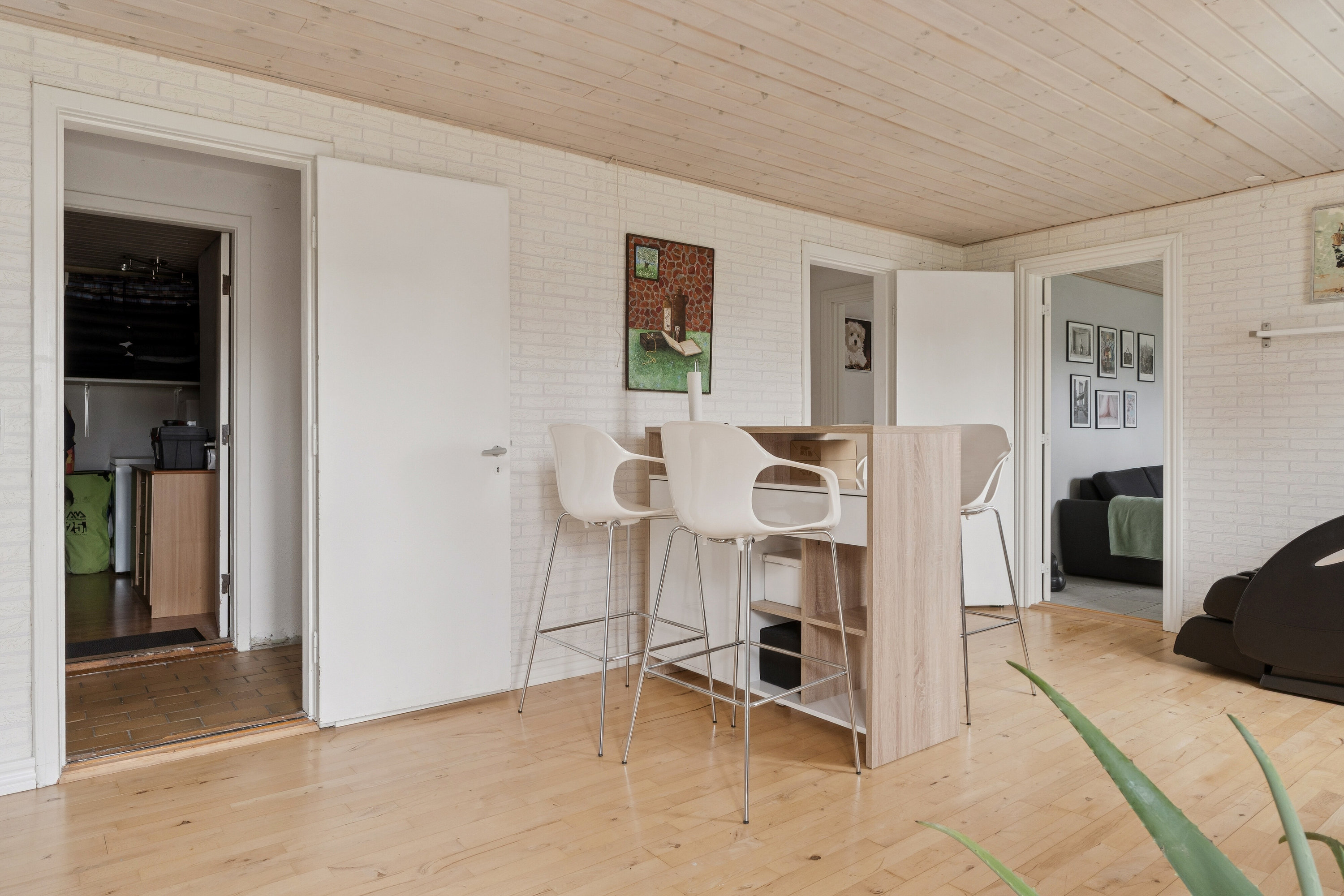 Fremhævet indendørs billede i fuldskærmstilstand. Billede af Elmevej 2C, 9800 Hjørring