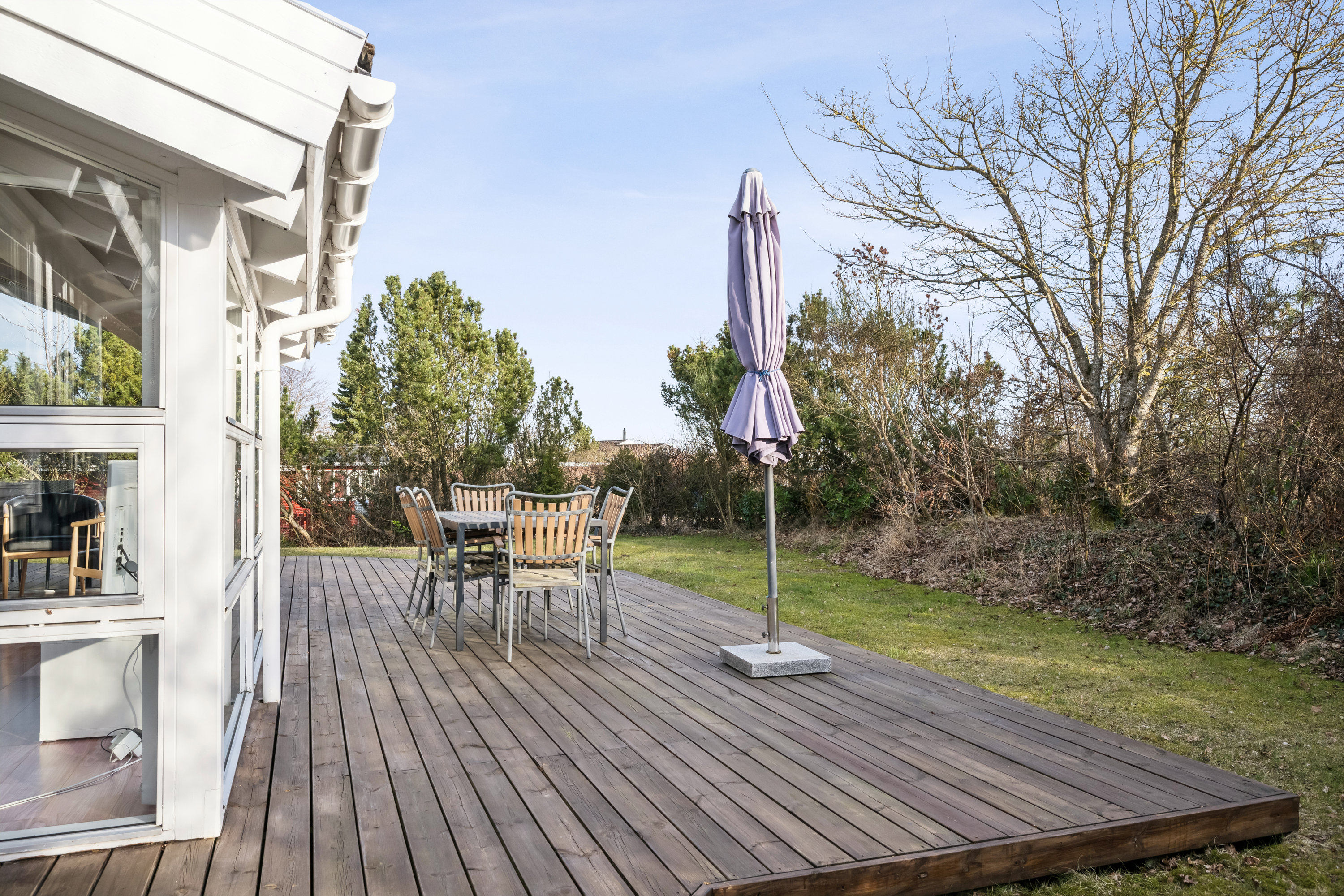 Fremhævet terrasse billede i fuldskærmstilstand. Billede af Mågevangen 20A, Lyngsbæk Strand, 8400 Ebeltoft