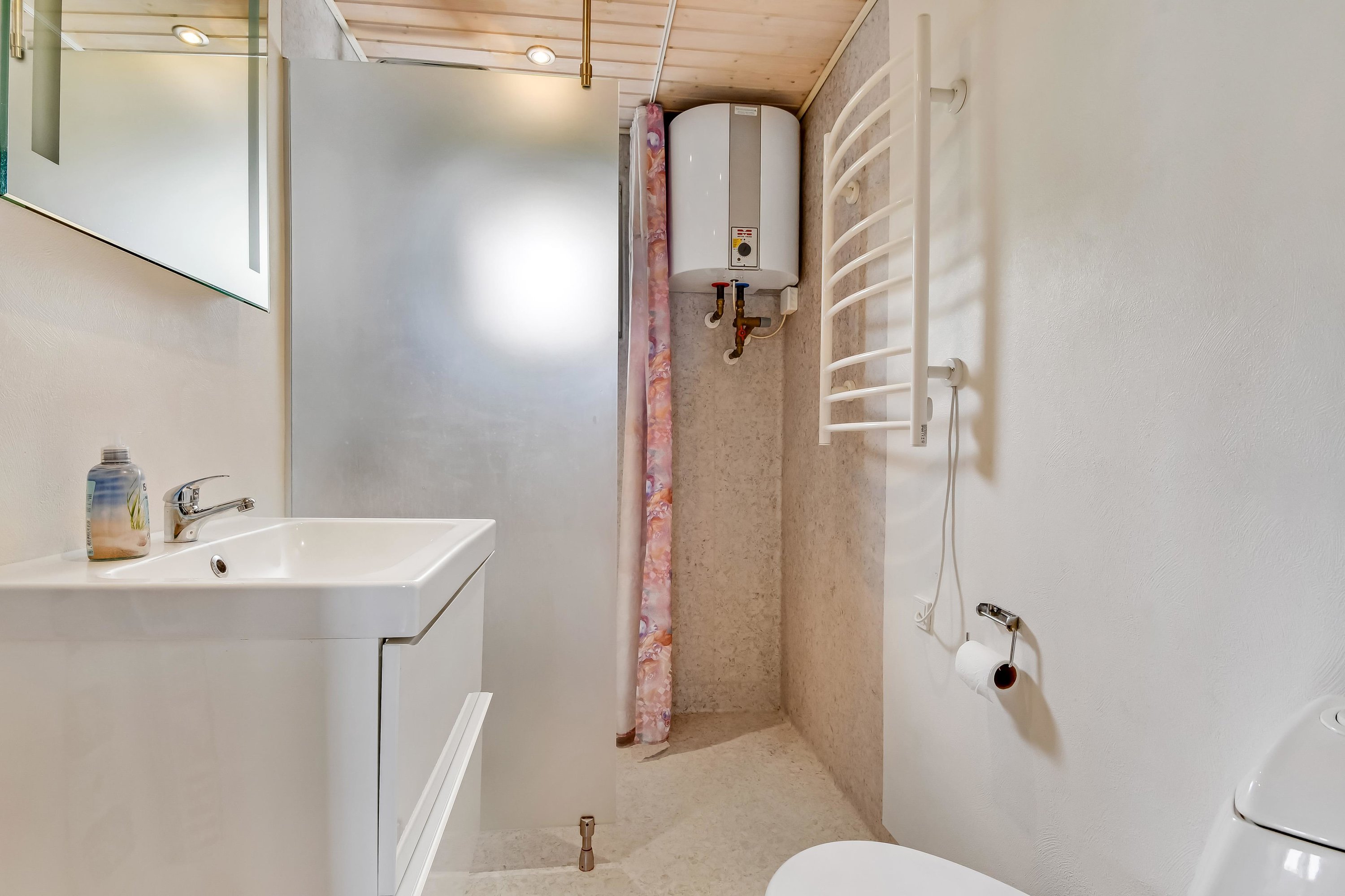 Fremhævet  billede i fuldskærmstilstand. Billede af Syrenvej 87, Tørring, 7620 Lemvig