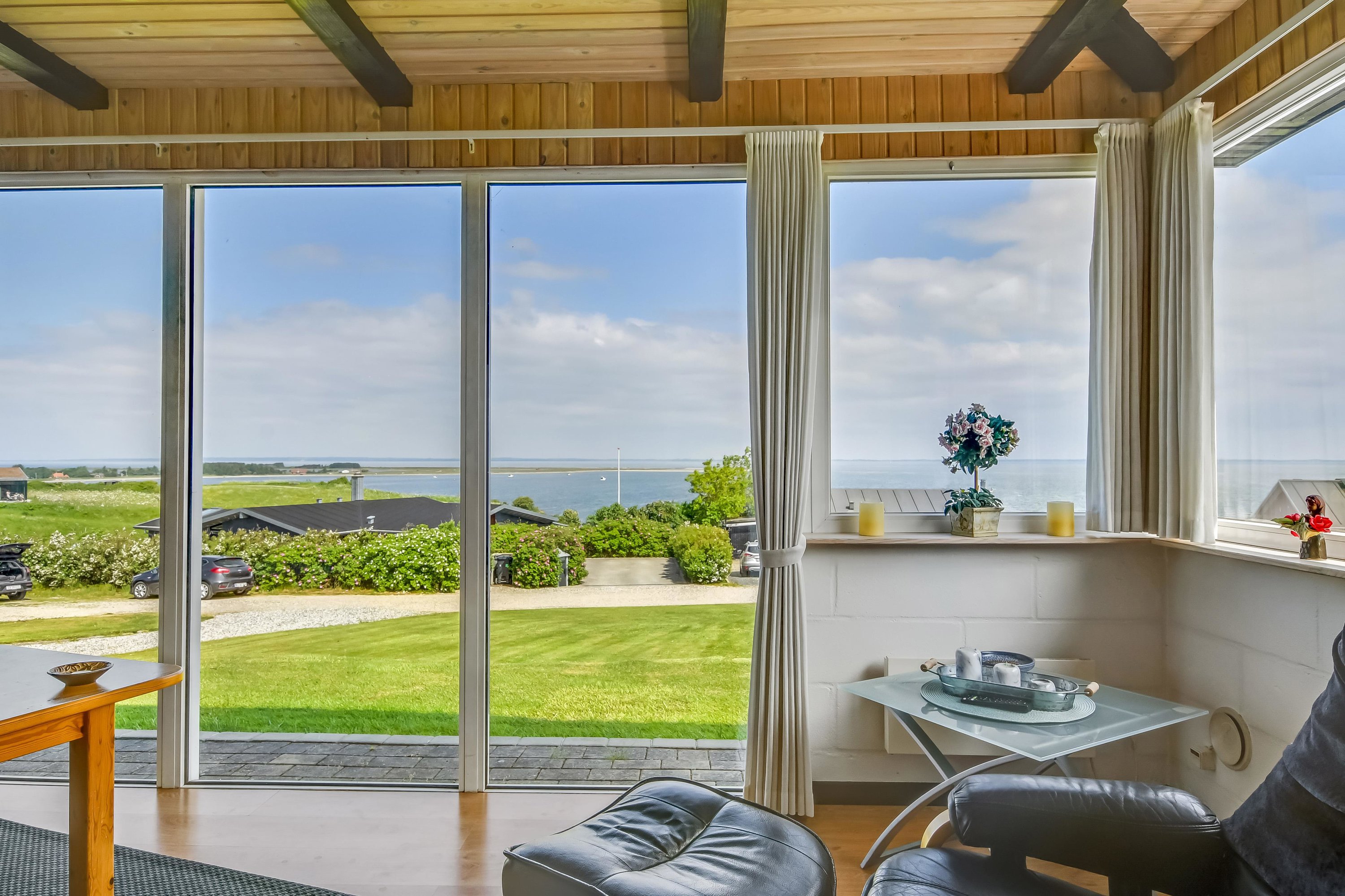 Fremhævet  billede i fuldskærmstilstand. Billede af Syrenvej 87, Tørring, 7620 Lemvig