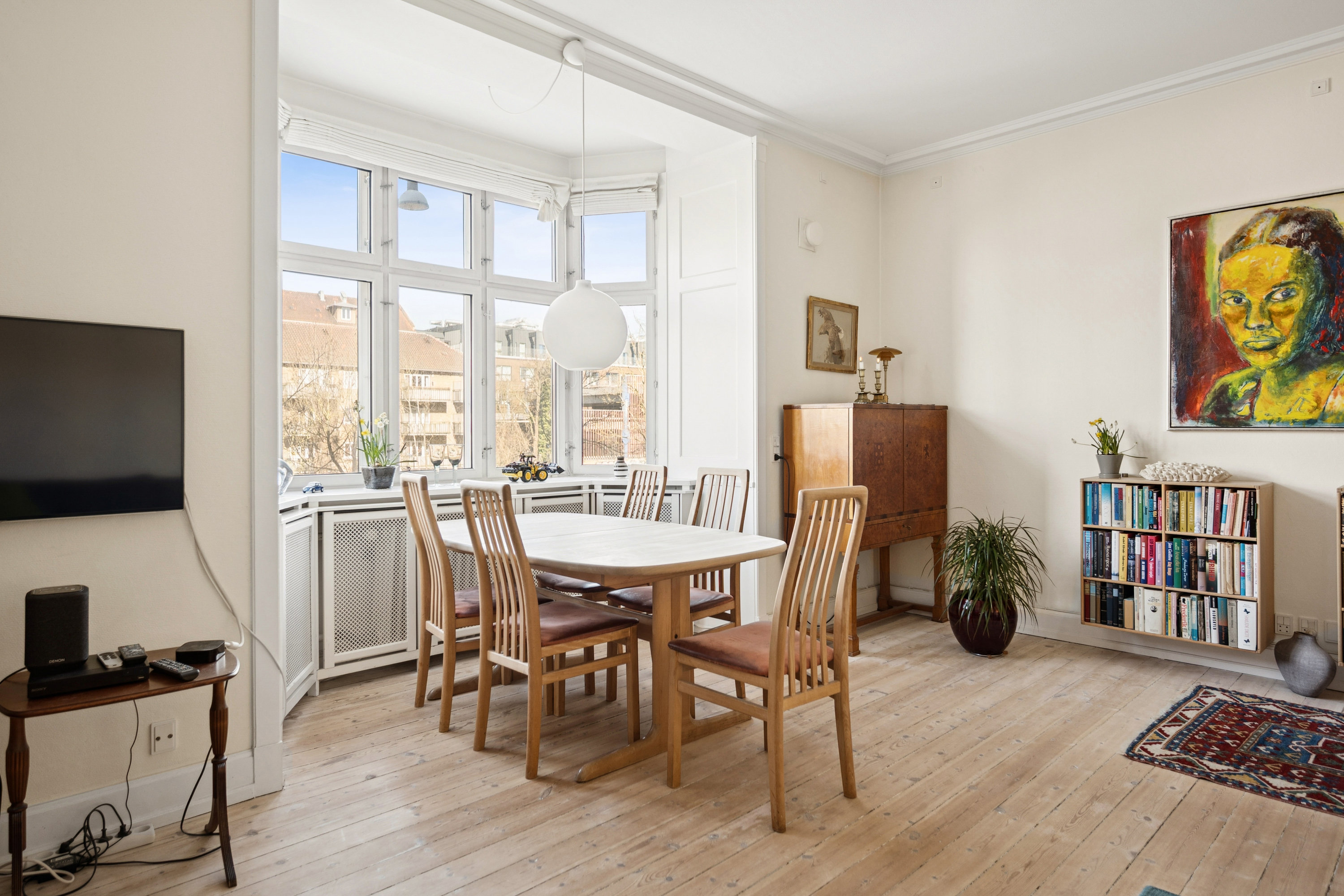 Fremhævet stue billede i fuldskærmstilstand. Billede af Lyshøjgårdsvej 45, 1. th., 2500 Valby