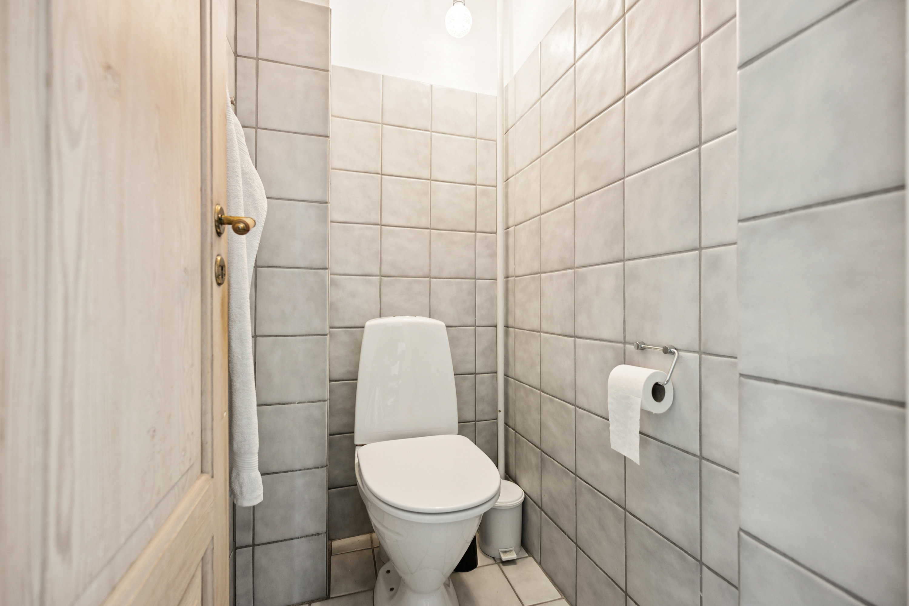 Fremhævet badeværelse billede i fuldskærmstilstand. Billede af Lyshøjgårdsvej 45, 1. th., 2500 Valby