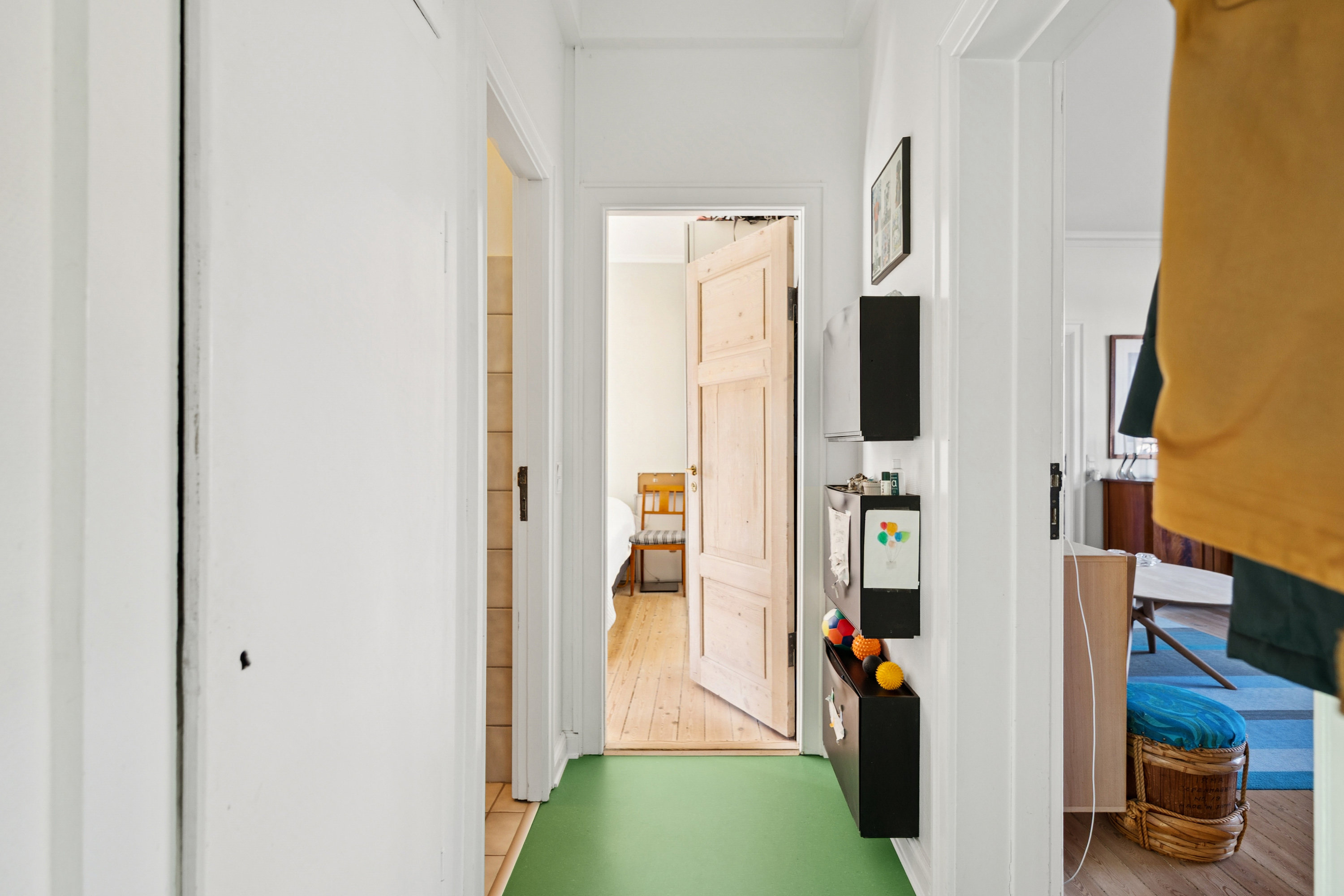 Fremhævet entré billede i fuldskærmstilstand. Billede af Lyshøjgårdsvej 45, 1. th., 2500 Valby