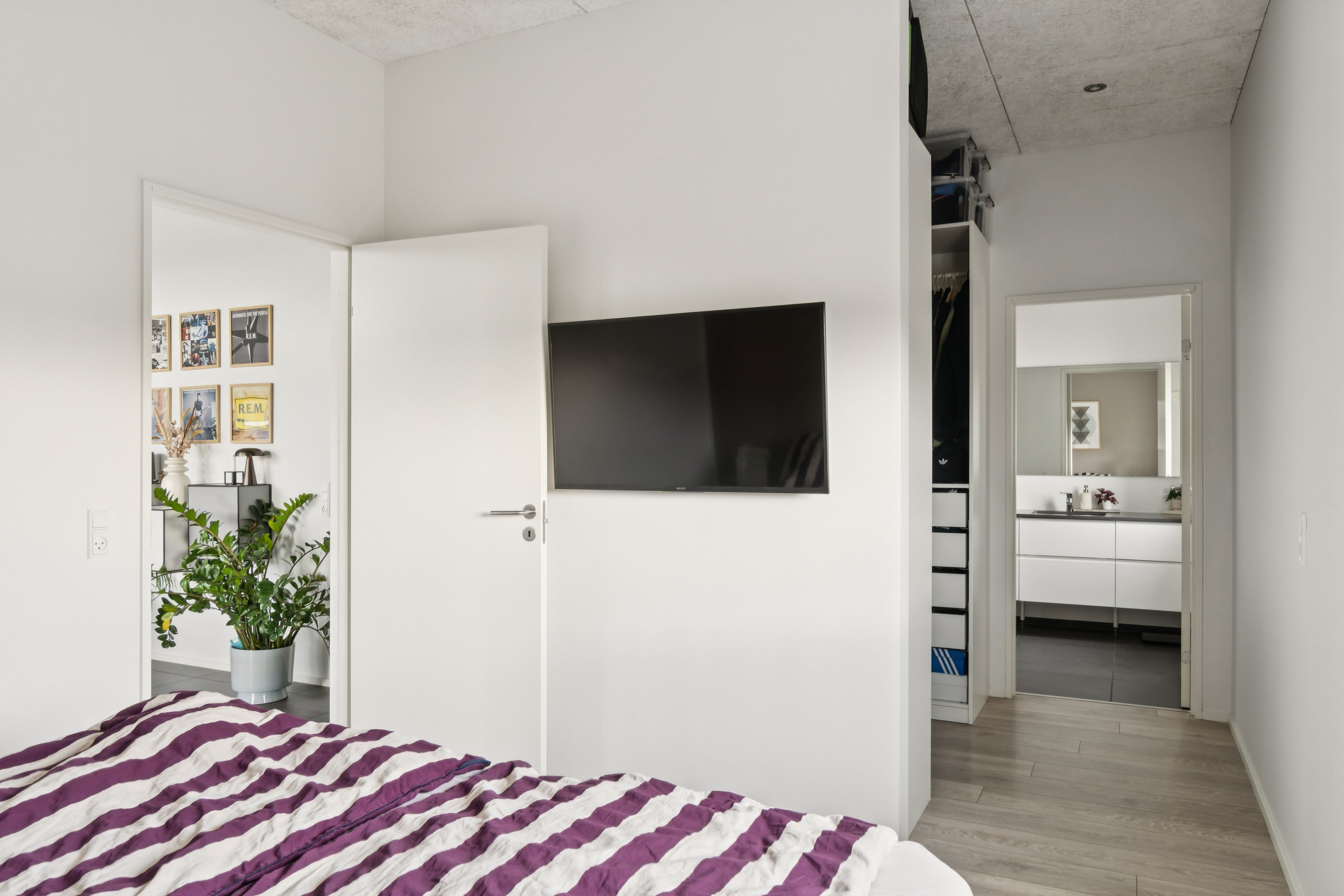 Fremhævet værelse billede i fuldskærmstilstand. Billede af Møgelvang 1, 8800 Viborg