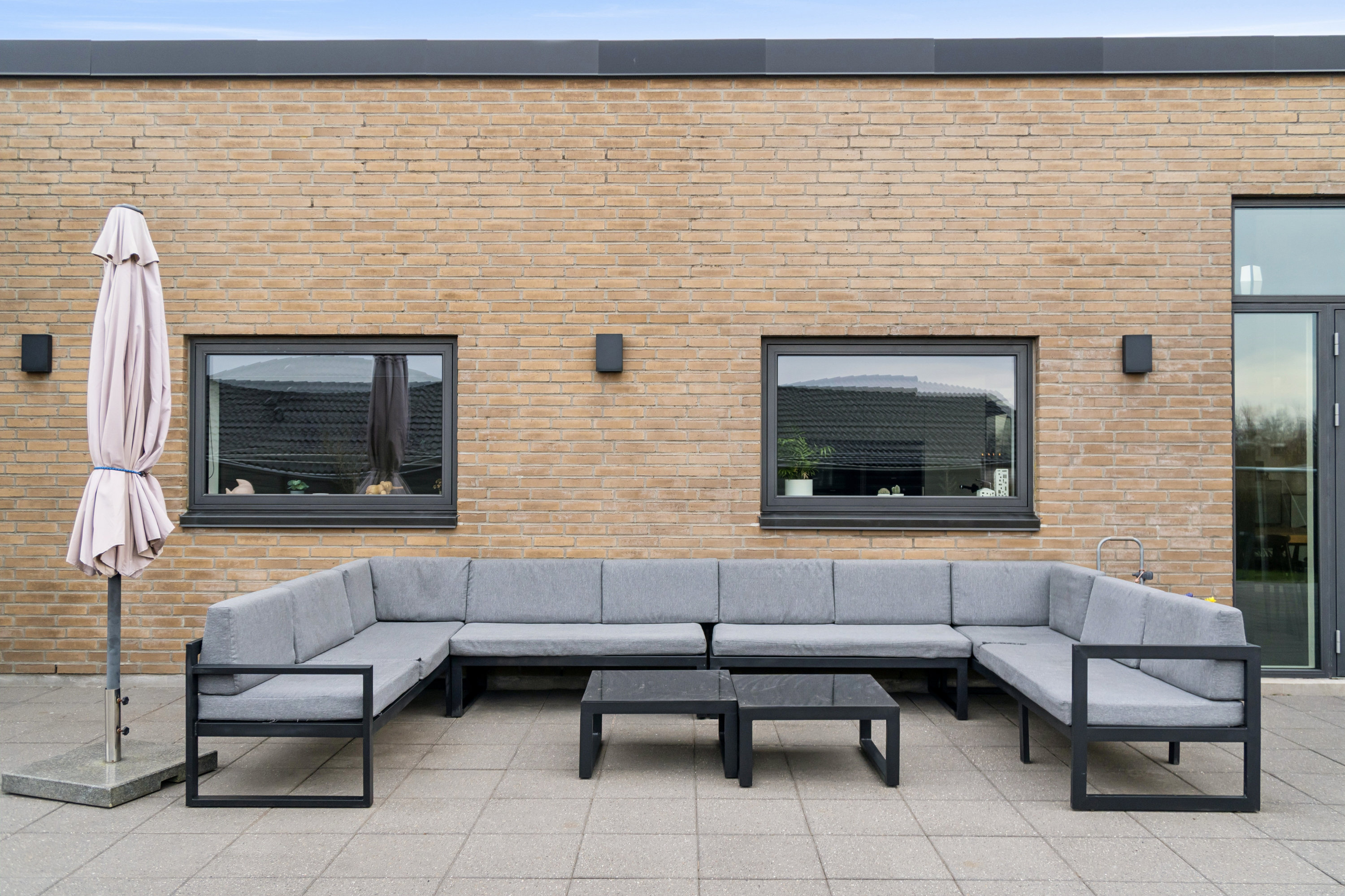 Fremhævet andet billede i fuldskærmstilstand. Billede af Møgelvang 1, 8800 Viborg