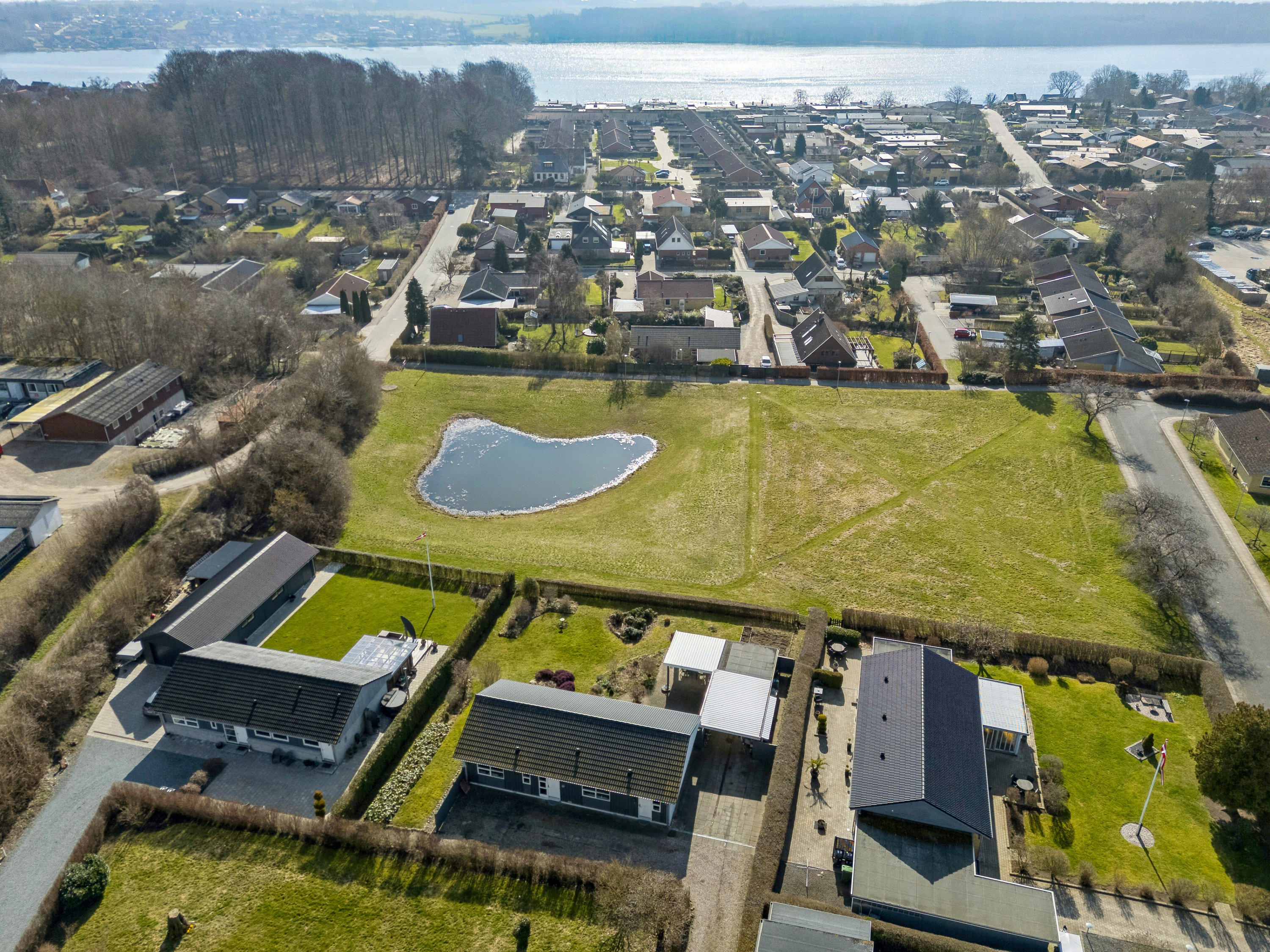 Fremhævet luftfoto billede i fuldskærmstilstand. Billede af Wandallsparken 58, 5700 Svendborg