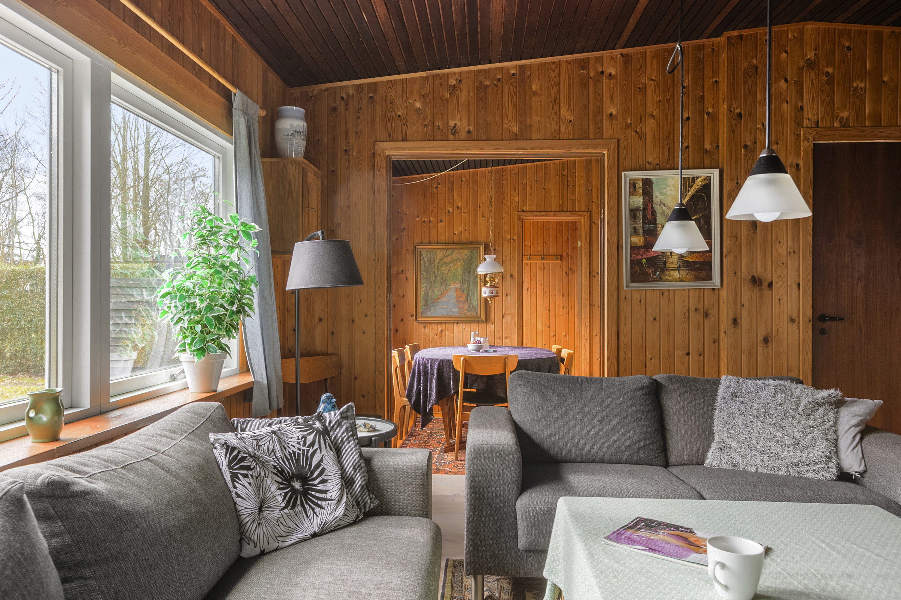 Fremhævet stue billede i fuldskærmstilstand. Billede af Rønnemose 30, Skovmose, 6470 Sydals