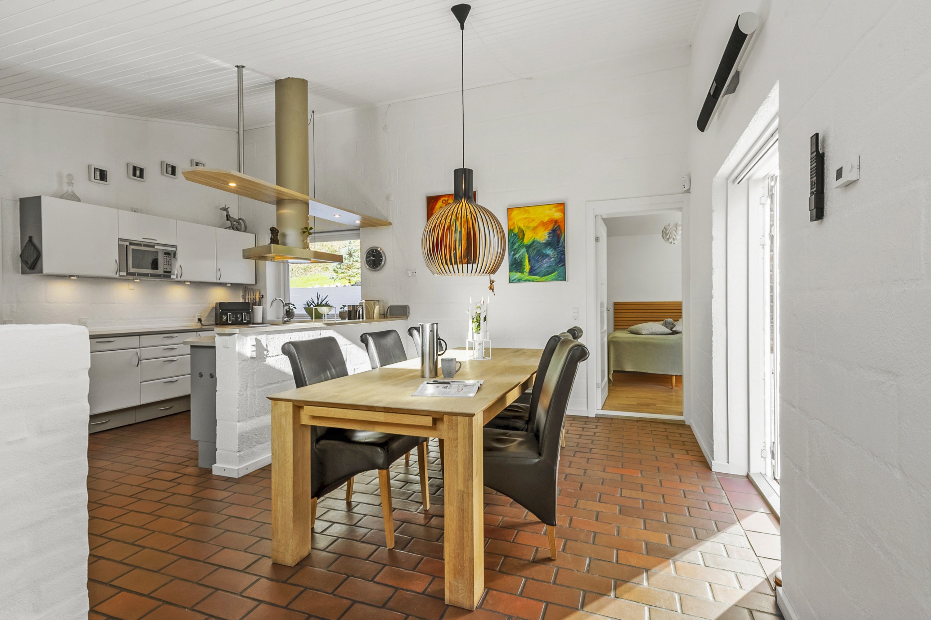 Fremhævet spisestue billede i fuldskærmstilstand. Billede af Husholt 8, 6200 Aabenraa