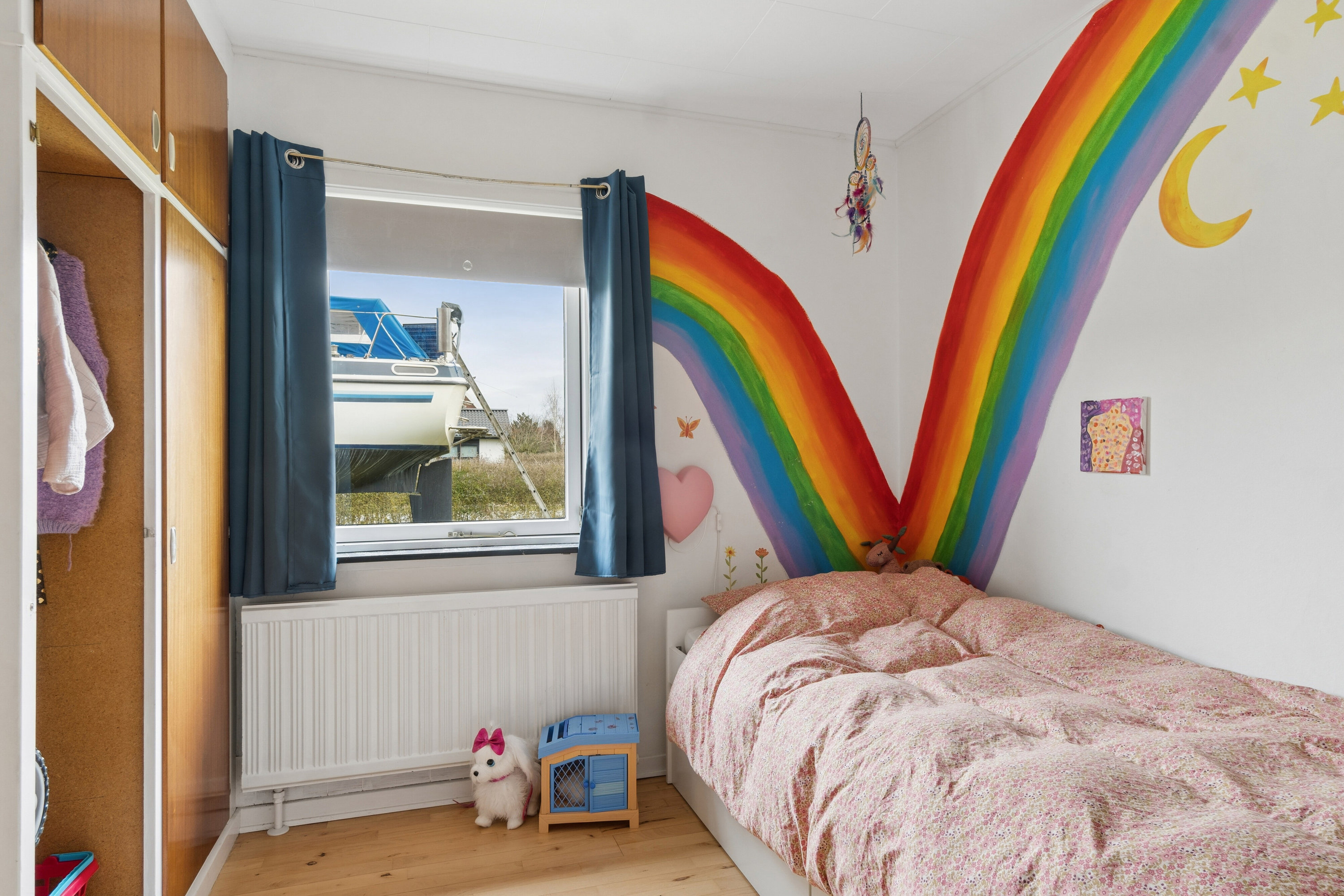 Fremhævet soveværelse billede i fuldskærmstilstand. Billede af Drosselvej 1, 4230 Skælskør