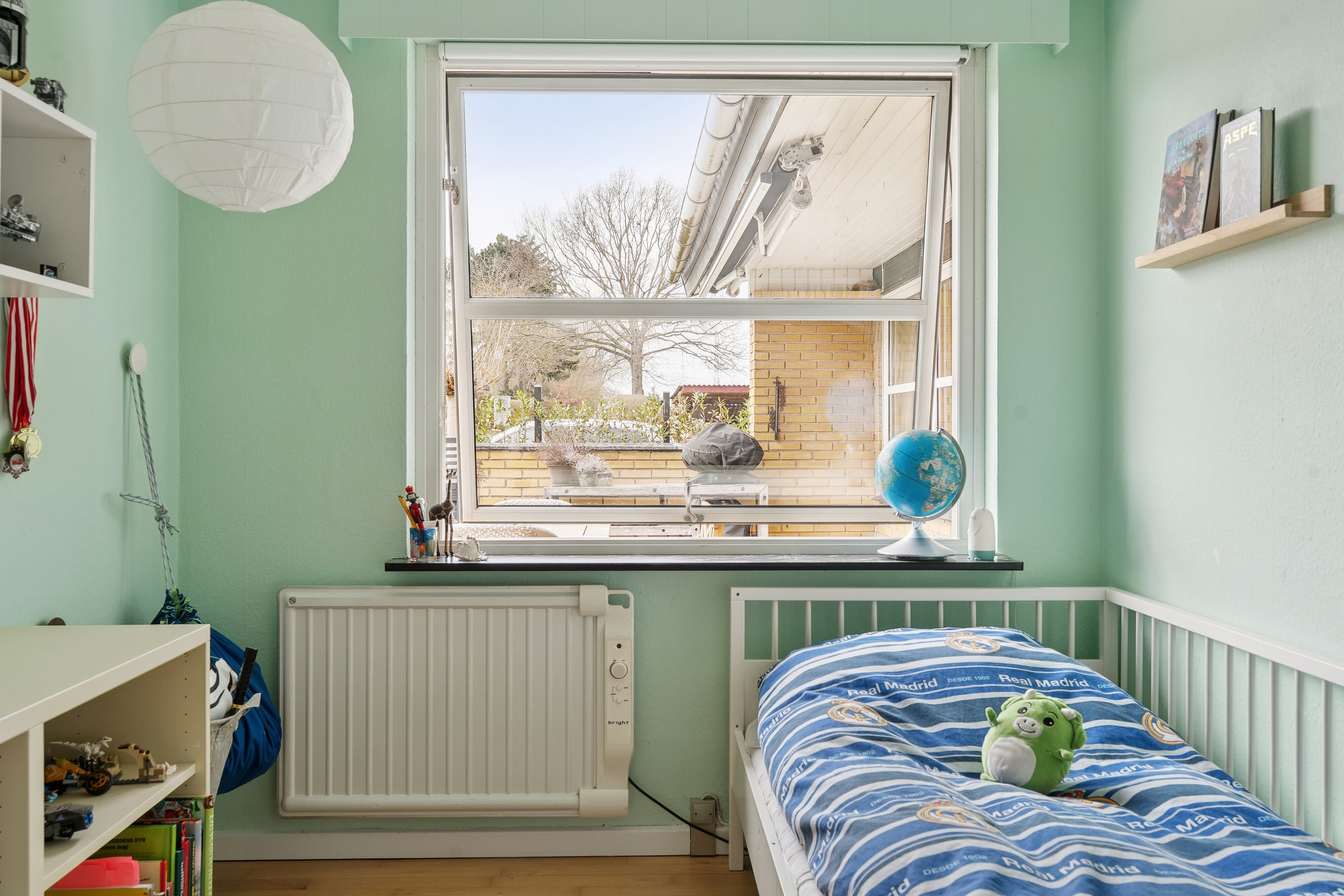 Fremhævet soveværelse billede i fuldskærmstilstand. Billede af Egelyvej 6, 4720 Præstø