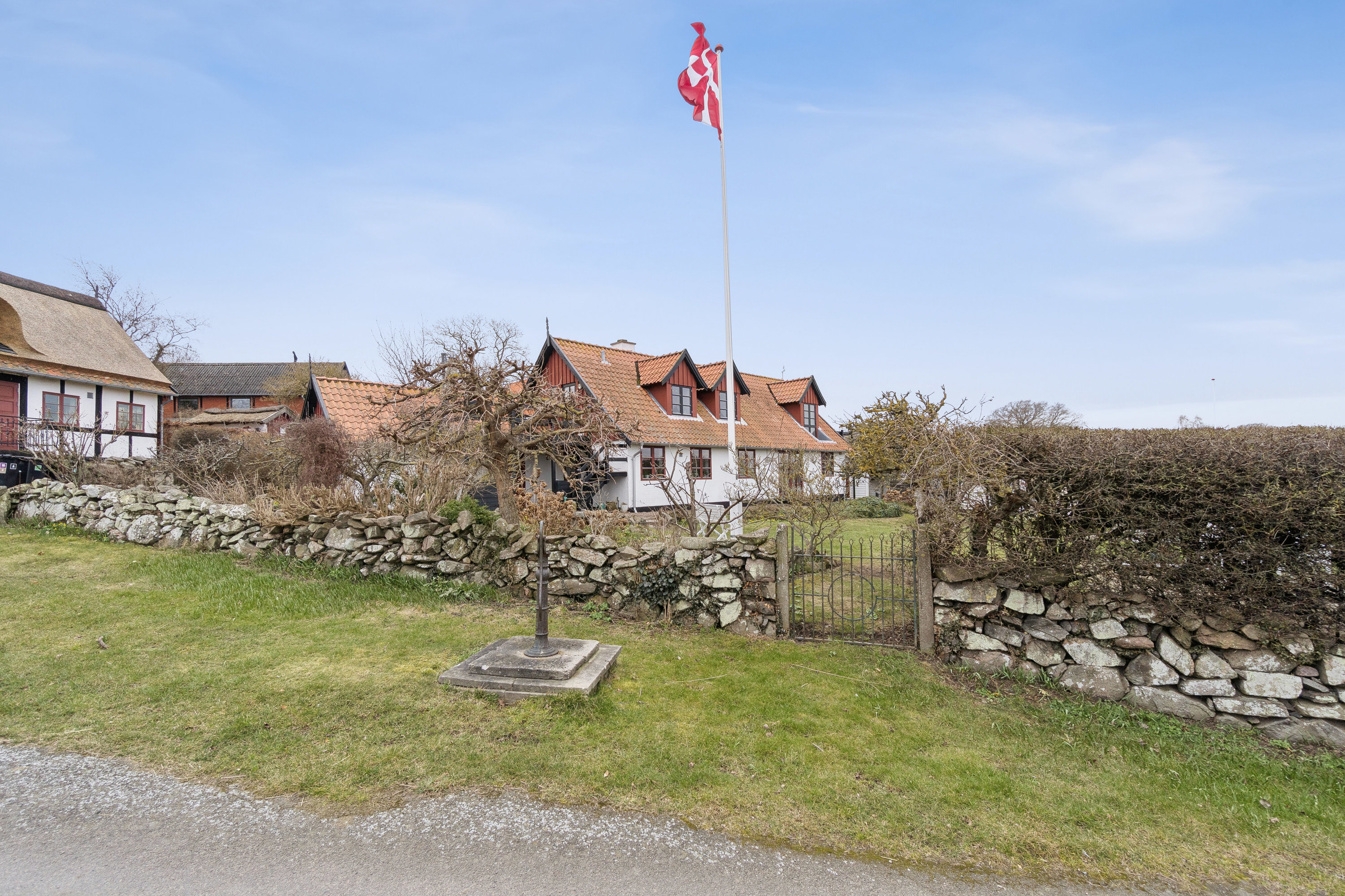 Fremhævet set fra haven billede i fuldskærmstilstand. Billede af Bølshavn 29C, Bølshavn, 3740 Svaneke