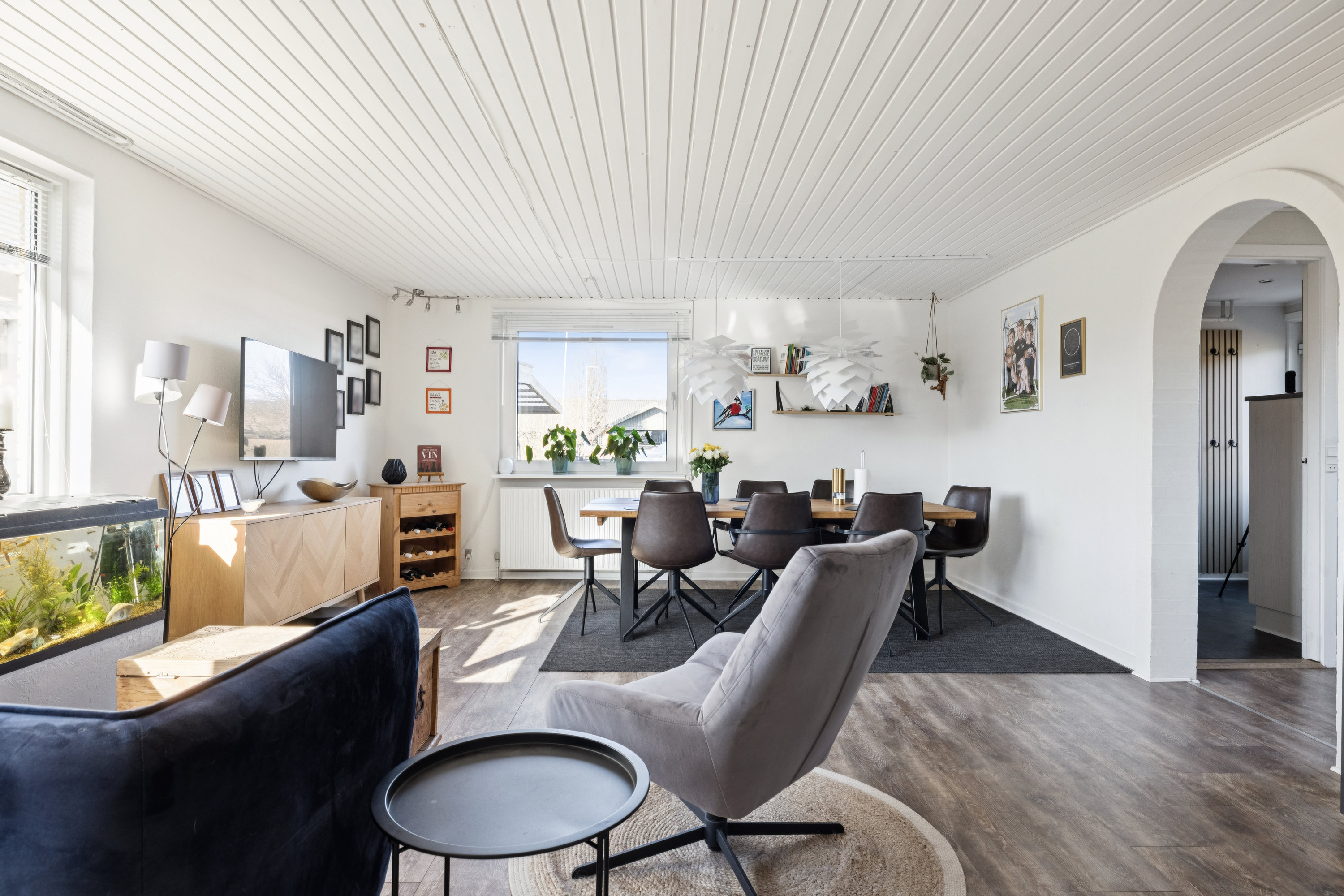 Fremhævet stue billede i fuldskærmstilstand. Billede af Egevænget 21, 7850 Stoholm Jyll