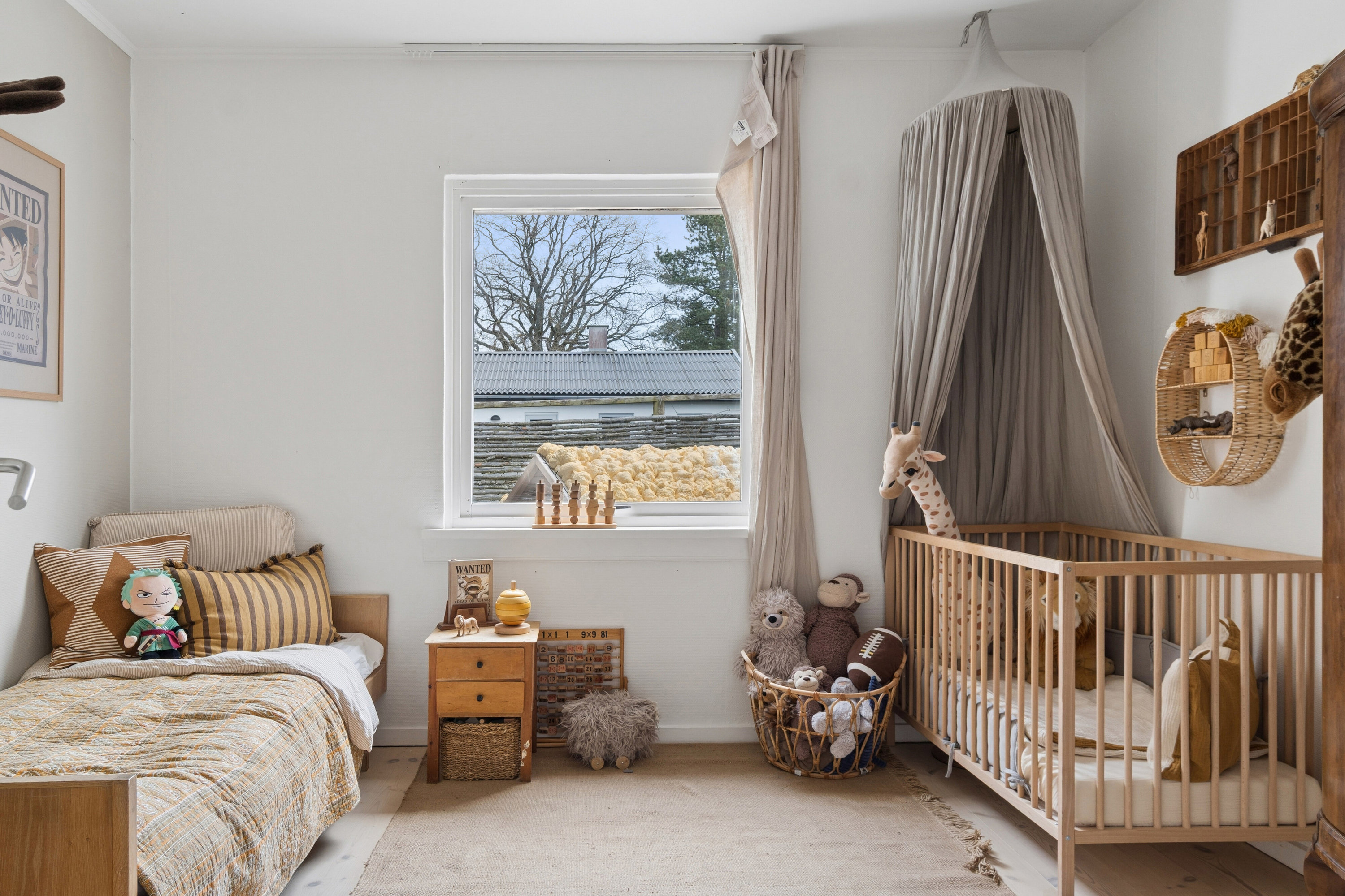 Fremhævet indendørs billede i fuldskærmstilstand. Billede af Sennepsbakken 22, 3100 Hornbæk