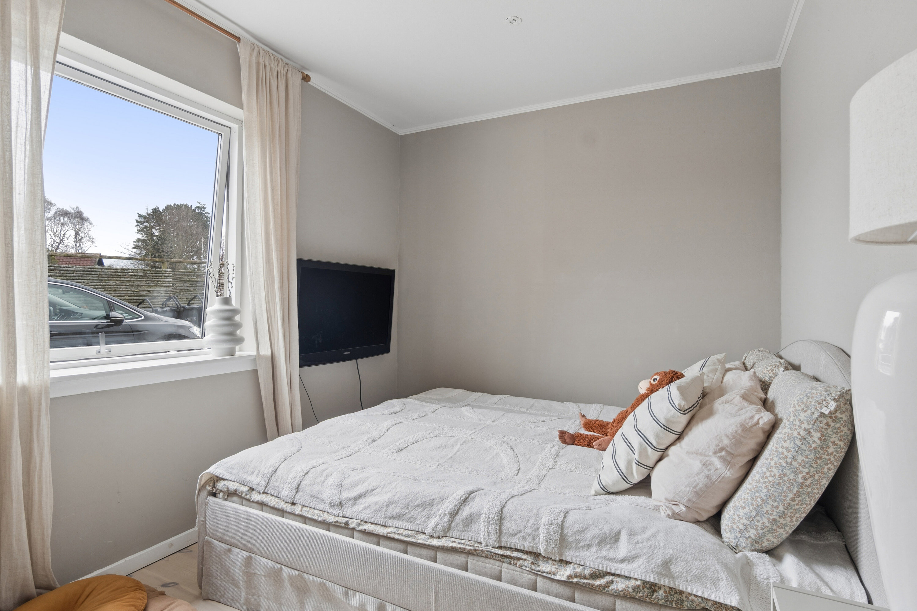 Fremhævet indendørs billede i fuldskærmstilstand. Billede af Sennepsbakken 22, 3100 Hornbæk