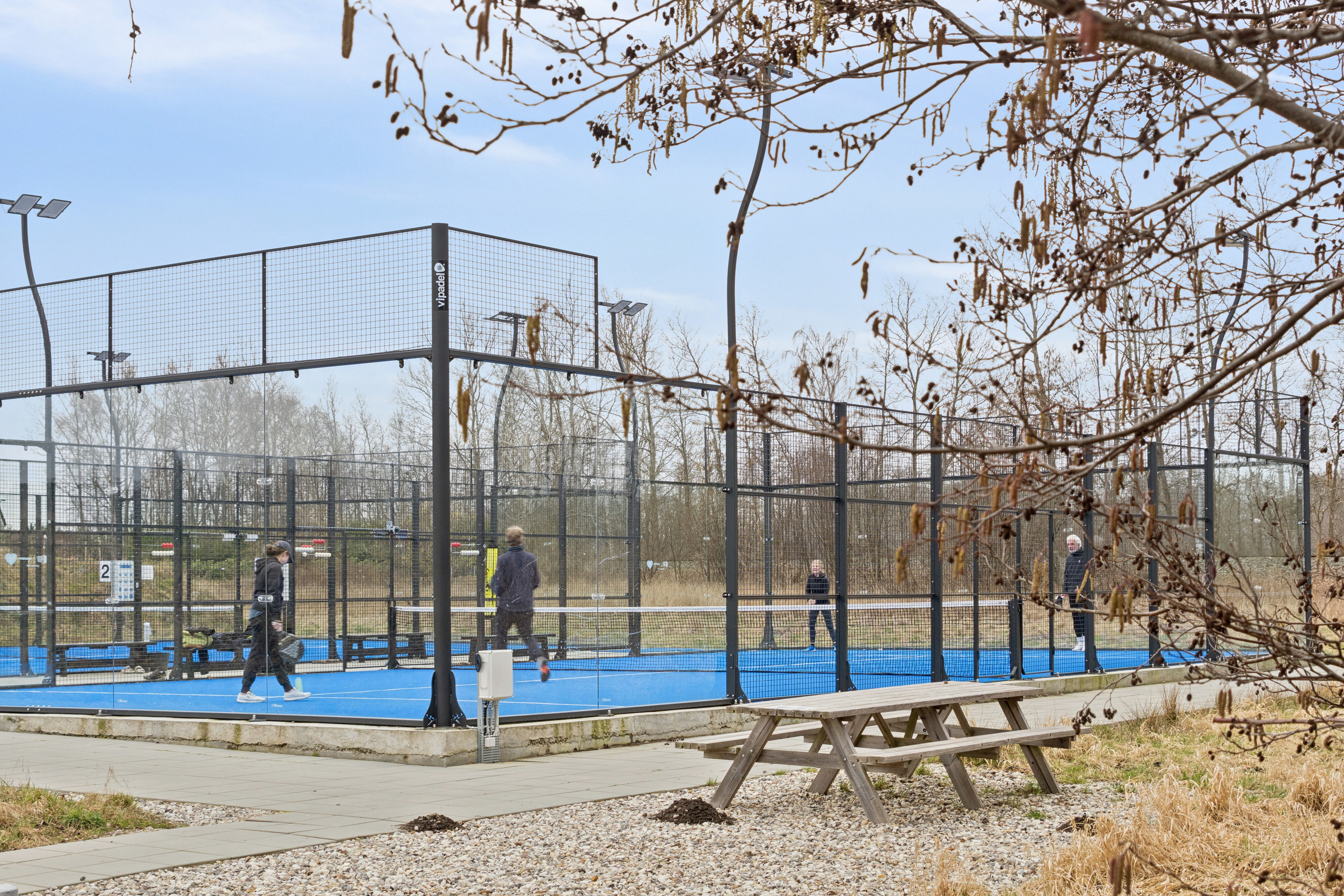 Fremhævet udendørs billede i fuldskærmstilstand. Billede af Sennepsbakken 22, 3100 Hornbæk