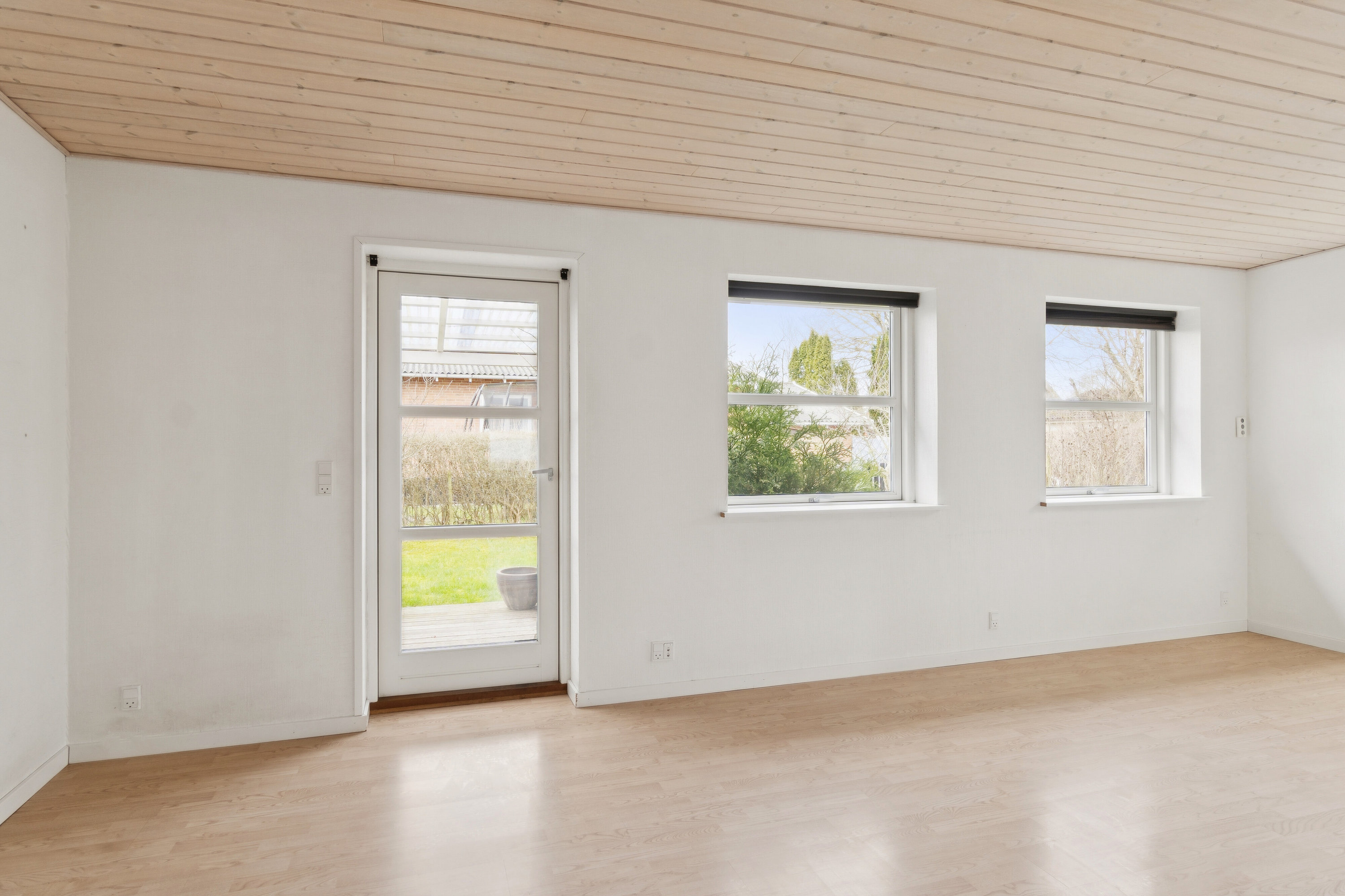 Fremhævet stue billede i fuldskærmstilstand. Billede af Østergårdsvej 10, 4540 Fårevejle