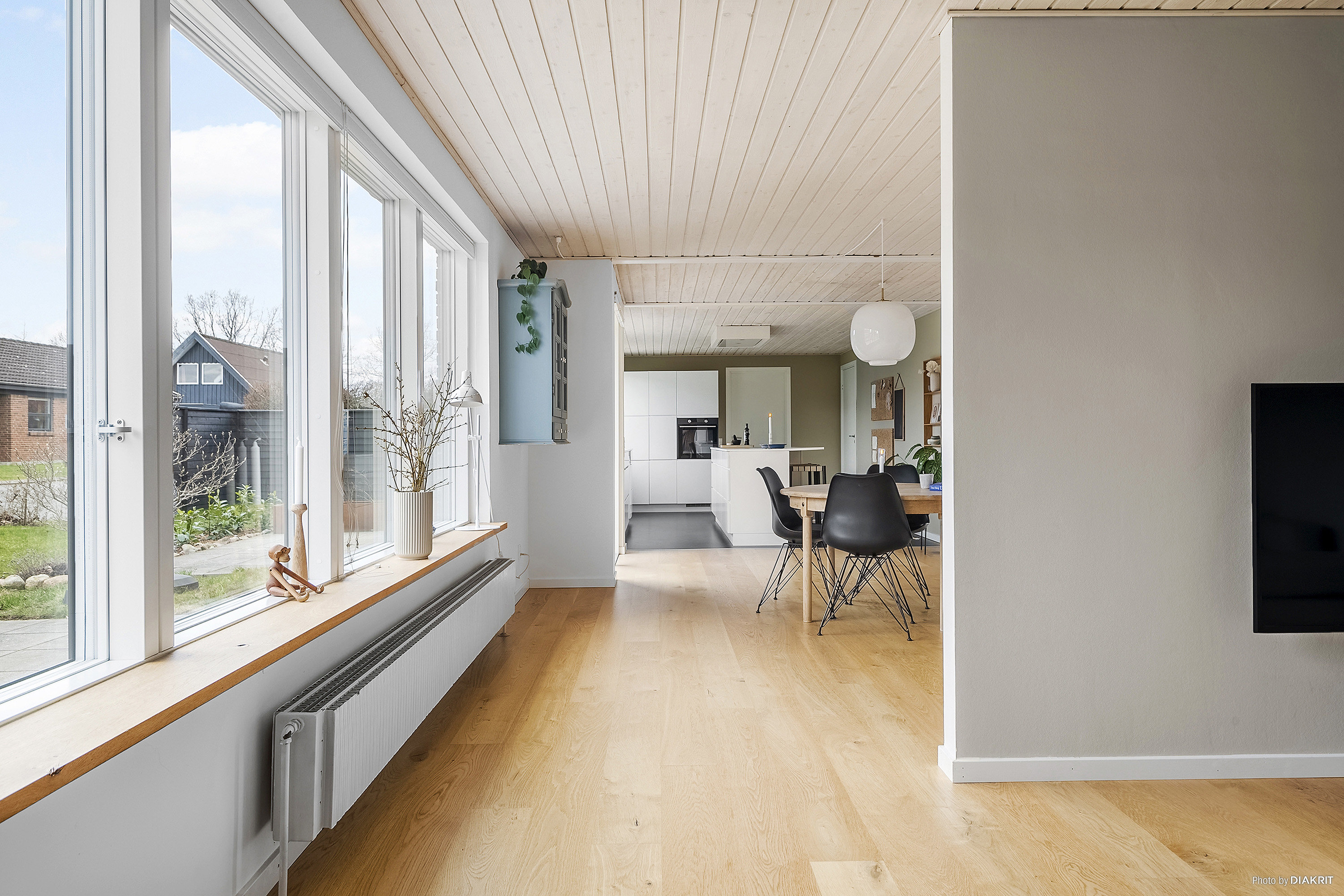 Fremhævet spisestue billede i fuldskærmstilstand. Billede af Ankjær 325, 8300 Odder