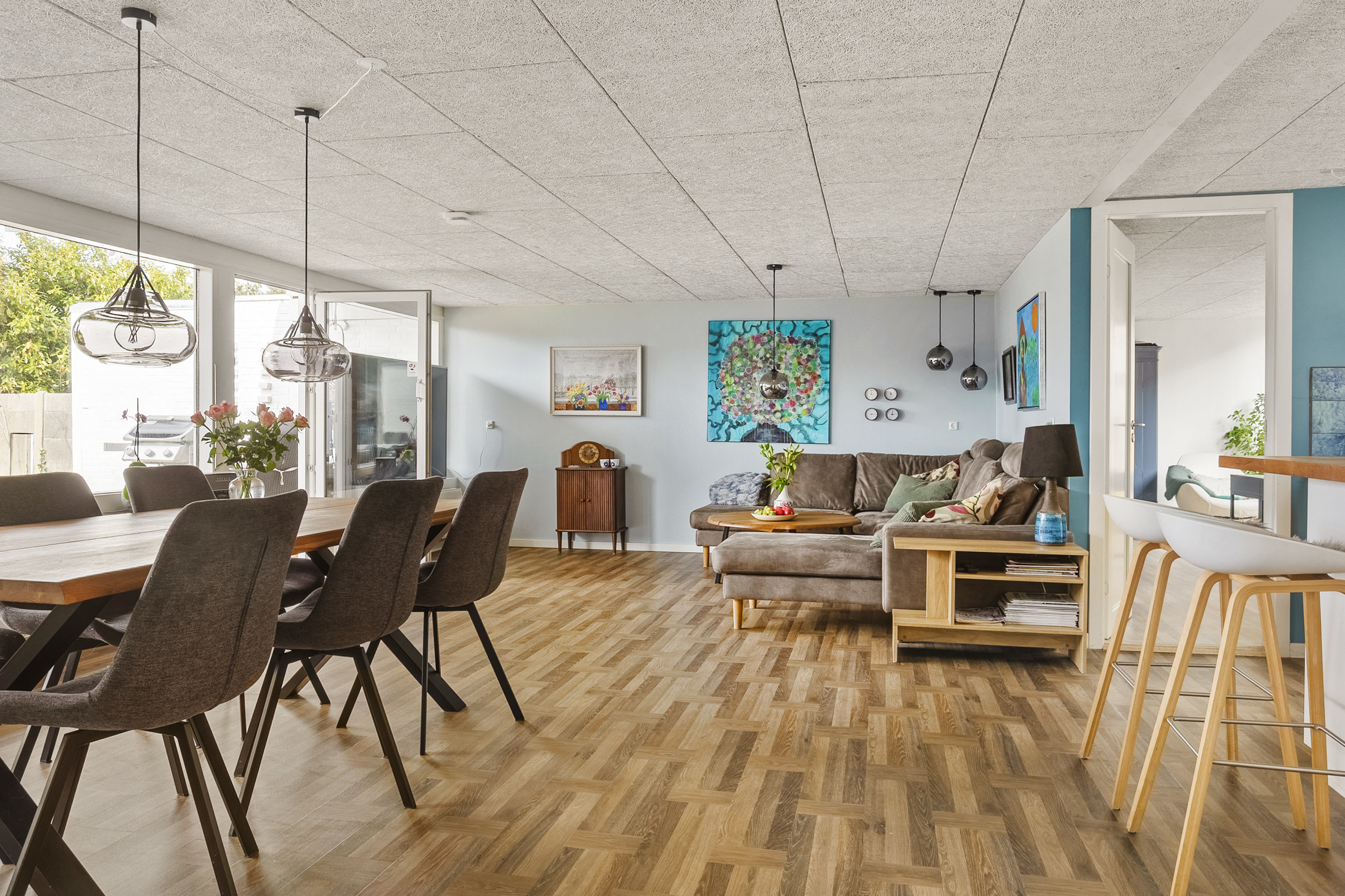 Fremhævet stue billede i fuldskærmstilstand. Billede af Rolighedsvej 8, 6600 Vejen