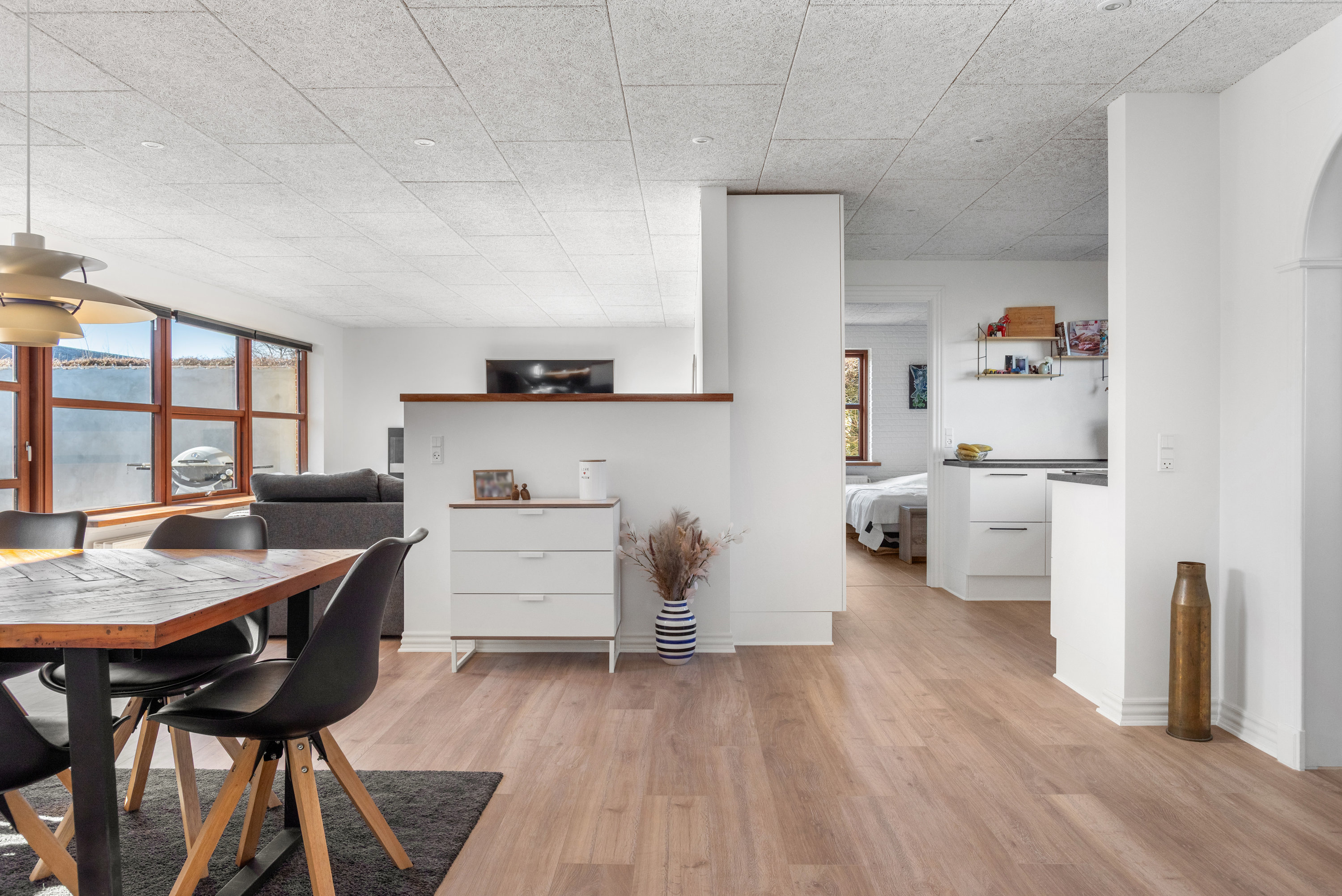 Fremhævet køkken alrum billede i fuldskærmstilstand. Billede af Skovvænget 21, 7540 Haderup