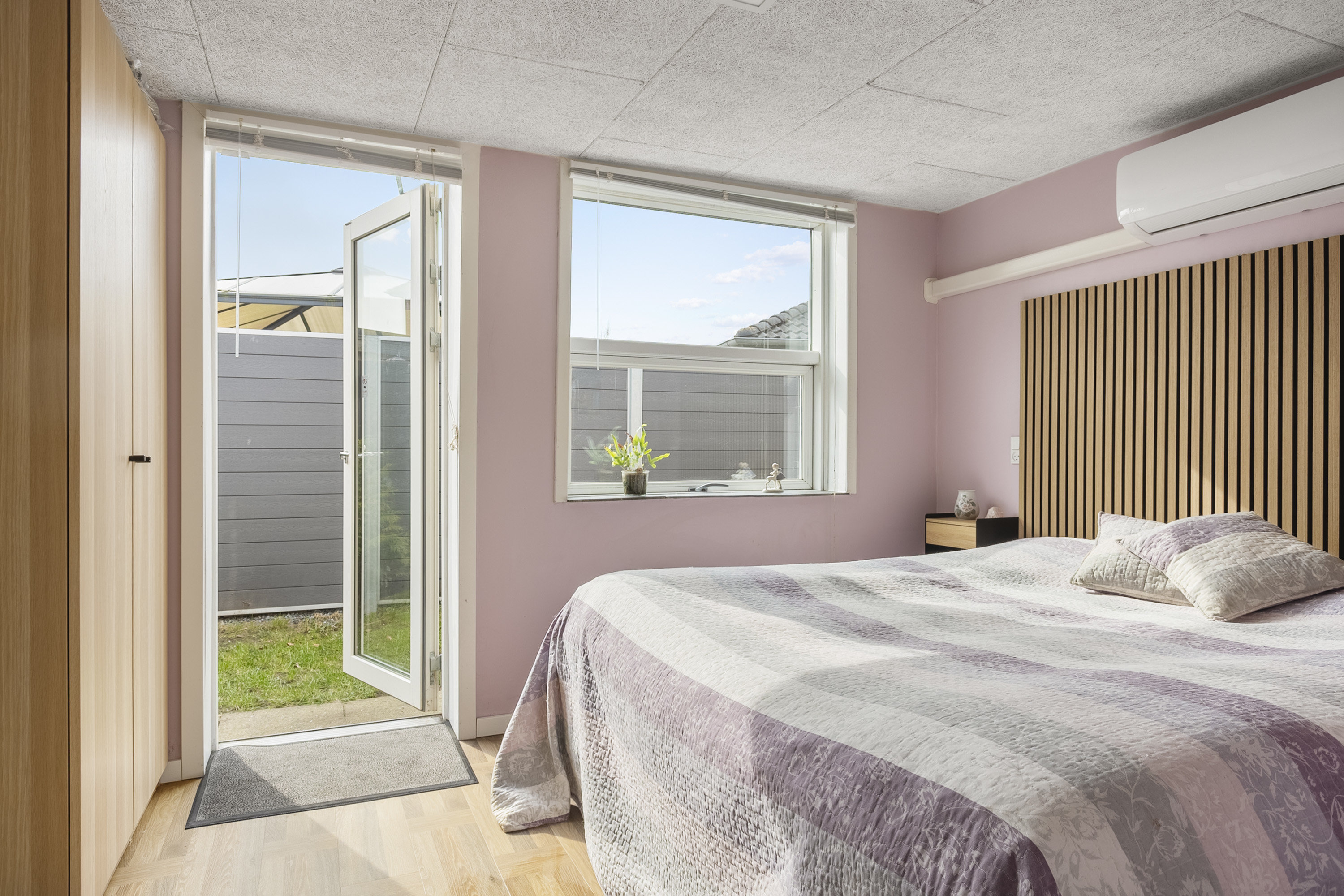 Fremhævet soveværelse billede i fuldskærmstilstand. Billede af Rolighedsvej 8, 6600 Vejen