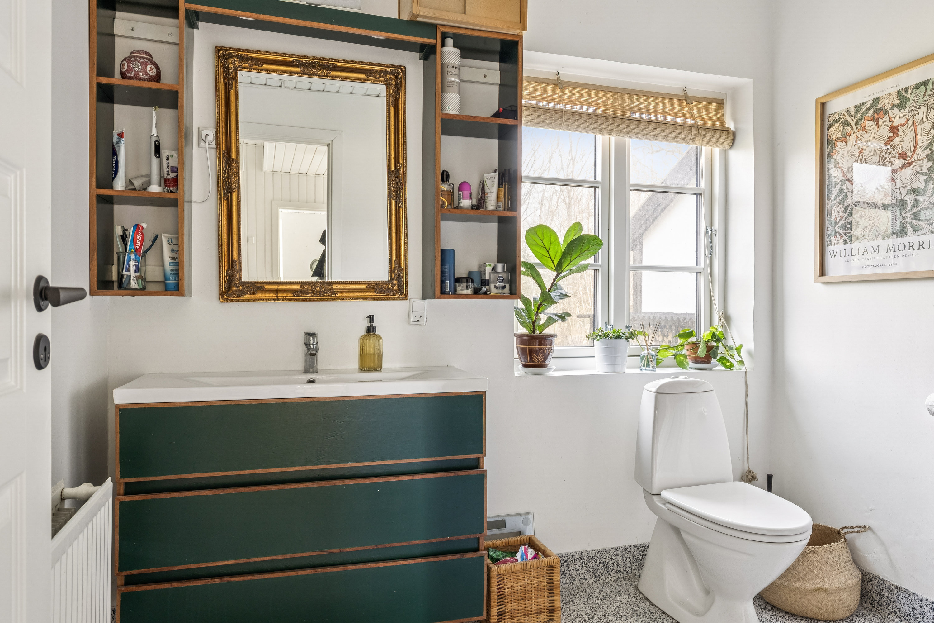 Fremhævet badeværelse billede i fuldskærmstilstand. Billede af Landevejen 19, Drusebjerg, 4520 Svinninge