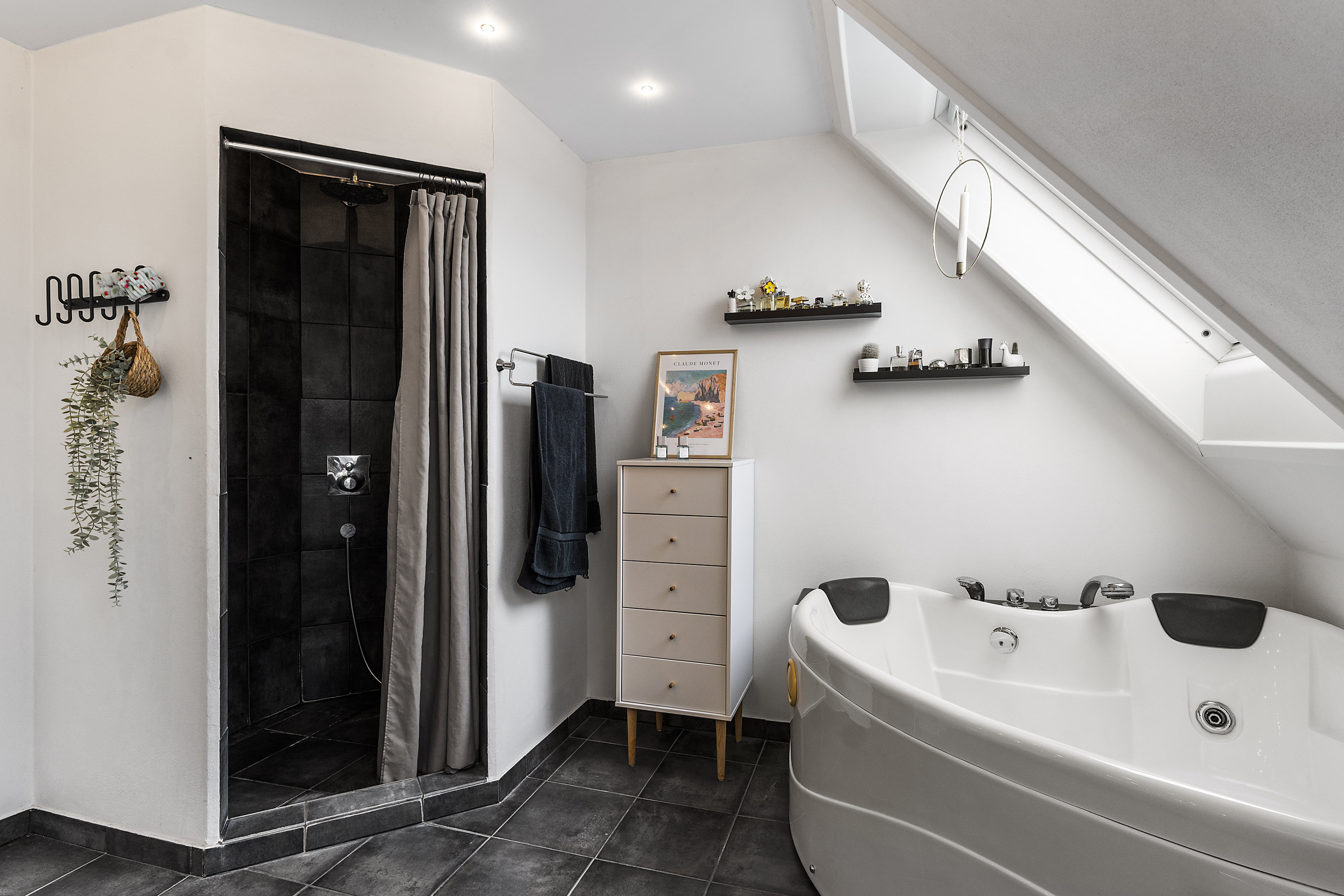 Fremhævet  billede i fuldskærmstilstand. Billede af Havevej 4, 8840 Rødkærsbro