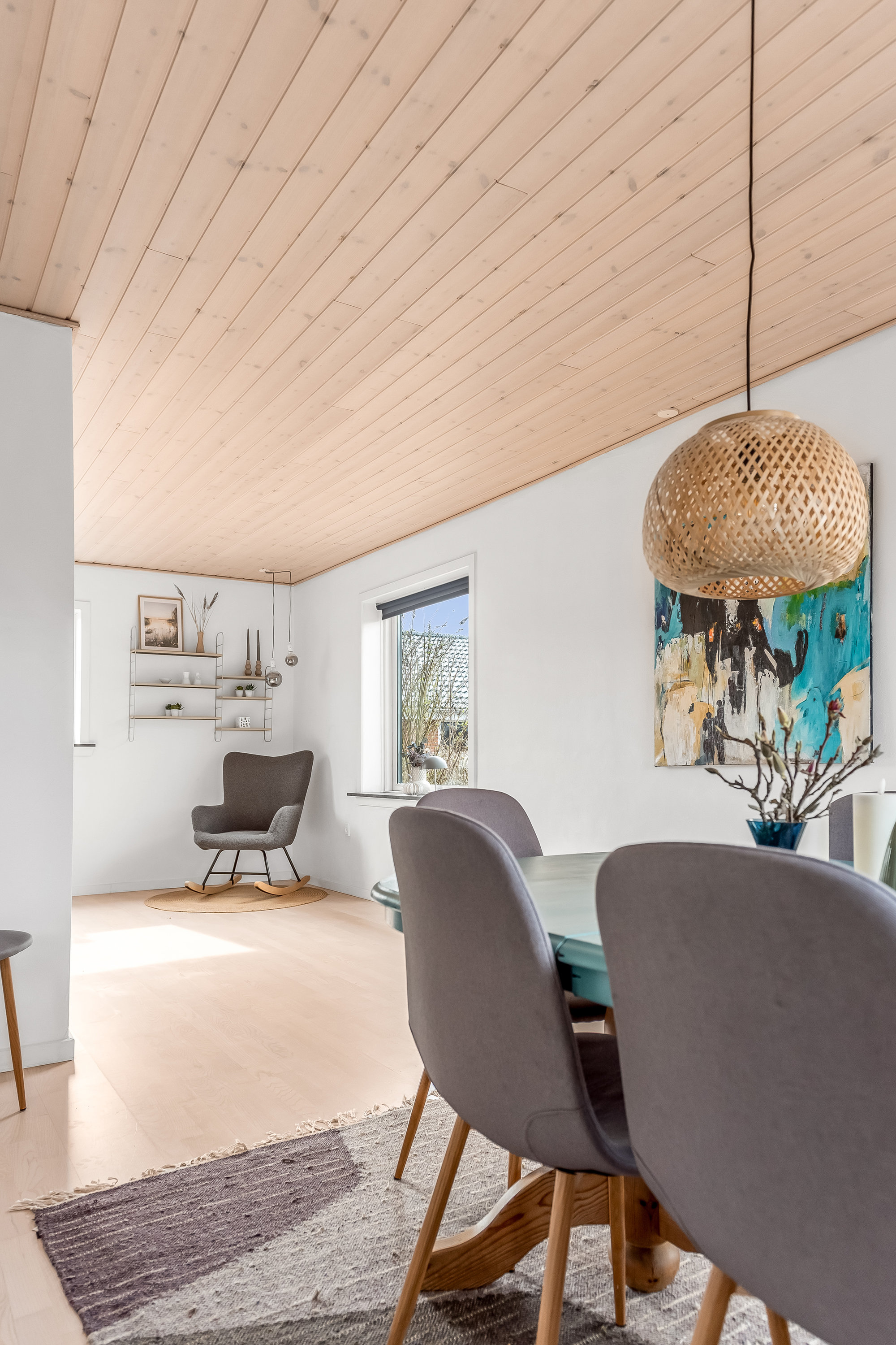 Fremhævet stue billede i fuldskærmstilstand. Billede af Anne Franks Vej 2, 7500 Holstebro