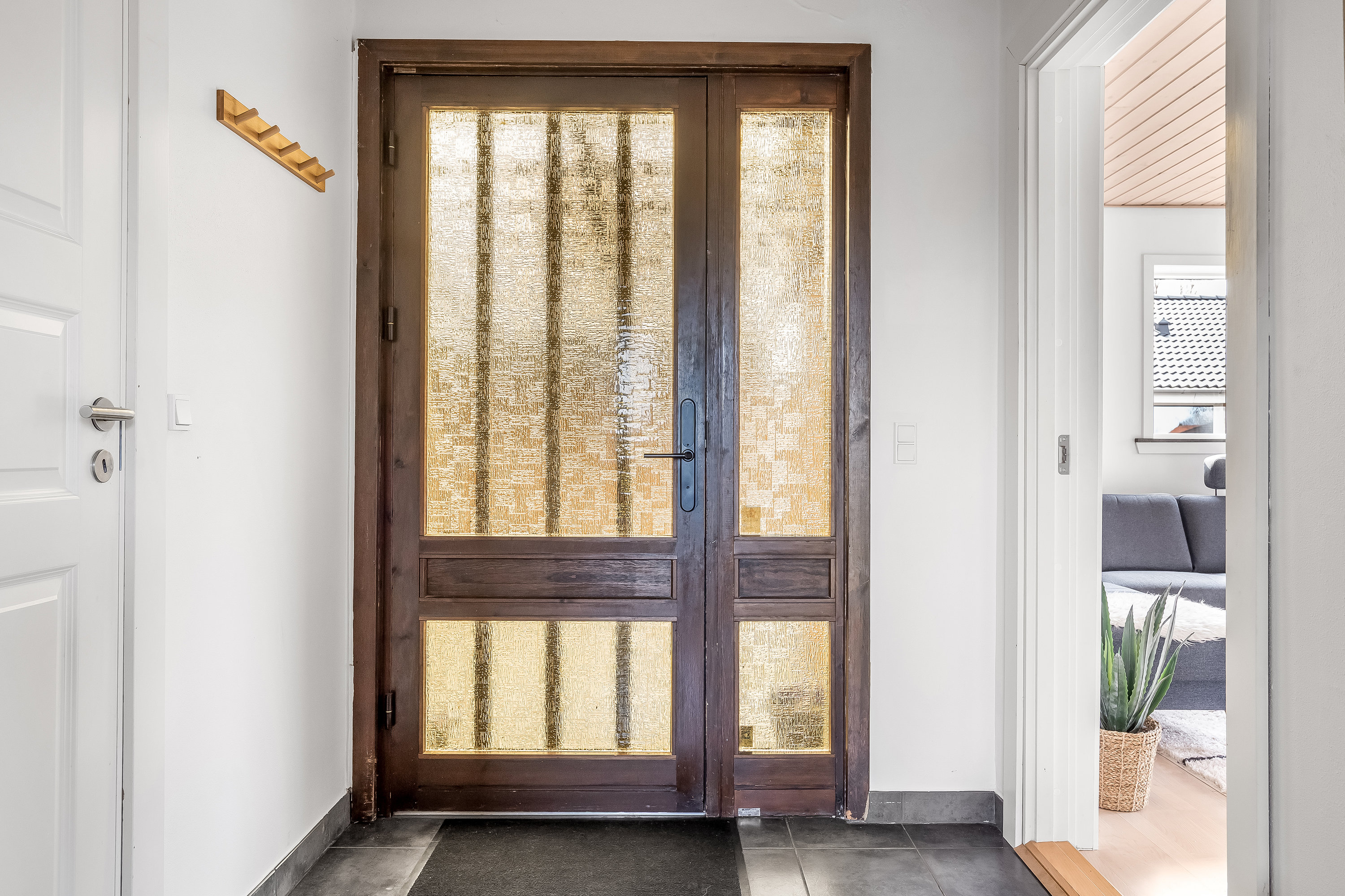 Fremhævet entré billede i fuldskærmstilstand. Billede af Anne Franks Vej 2, 7500 Holstebro