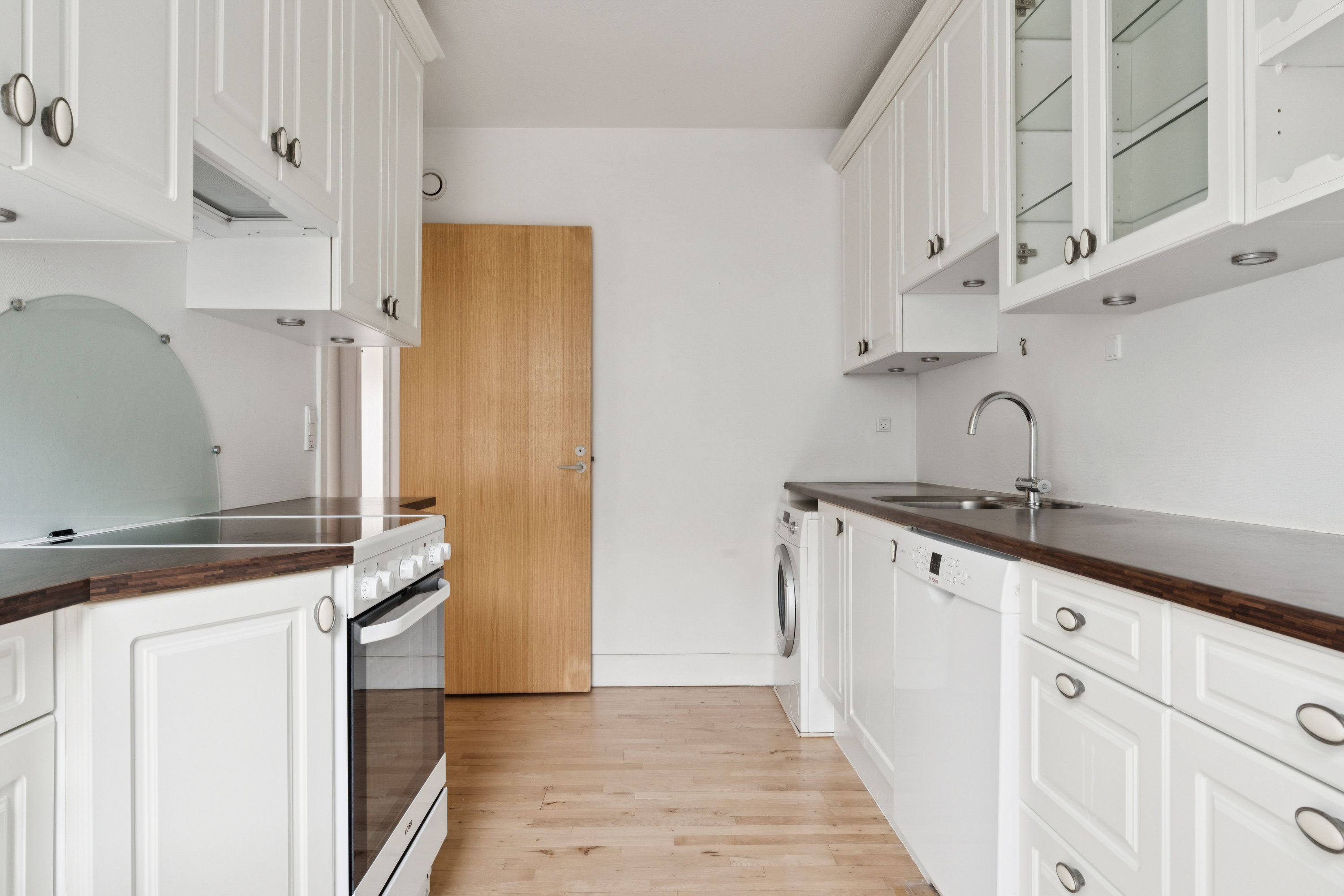 Fremhævet køkken billede i fuldskærmstilstand. Billede af Beatesmindevej 91, 2. tv., 9210 Aalborg SØ