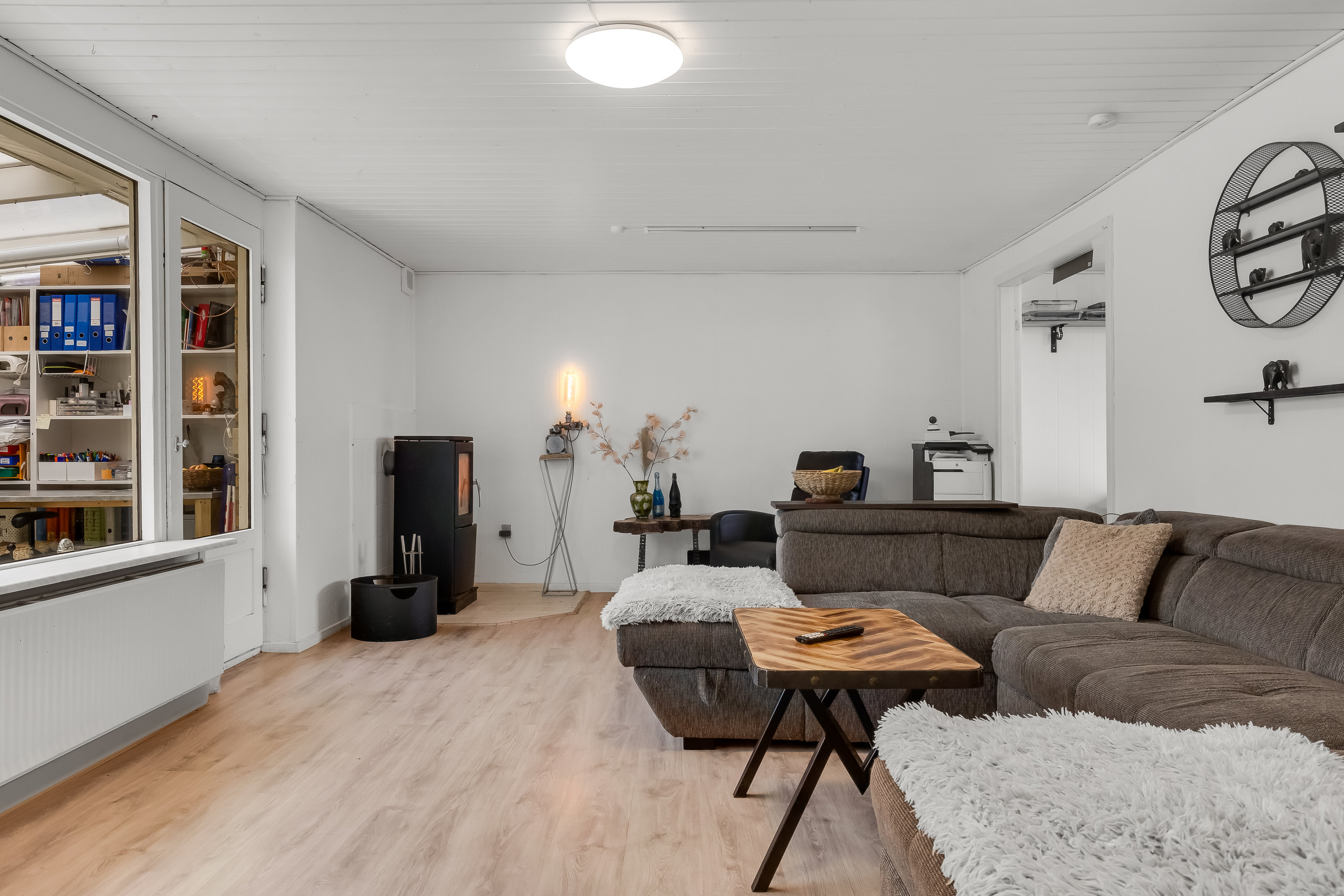 Fremhævet stue billede i fuldskærmstilstand. Billede af Burkal Kirkevej 22, 6372 Bylderup-Bov