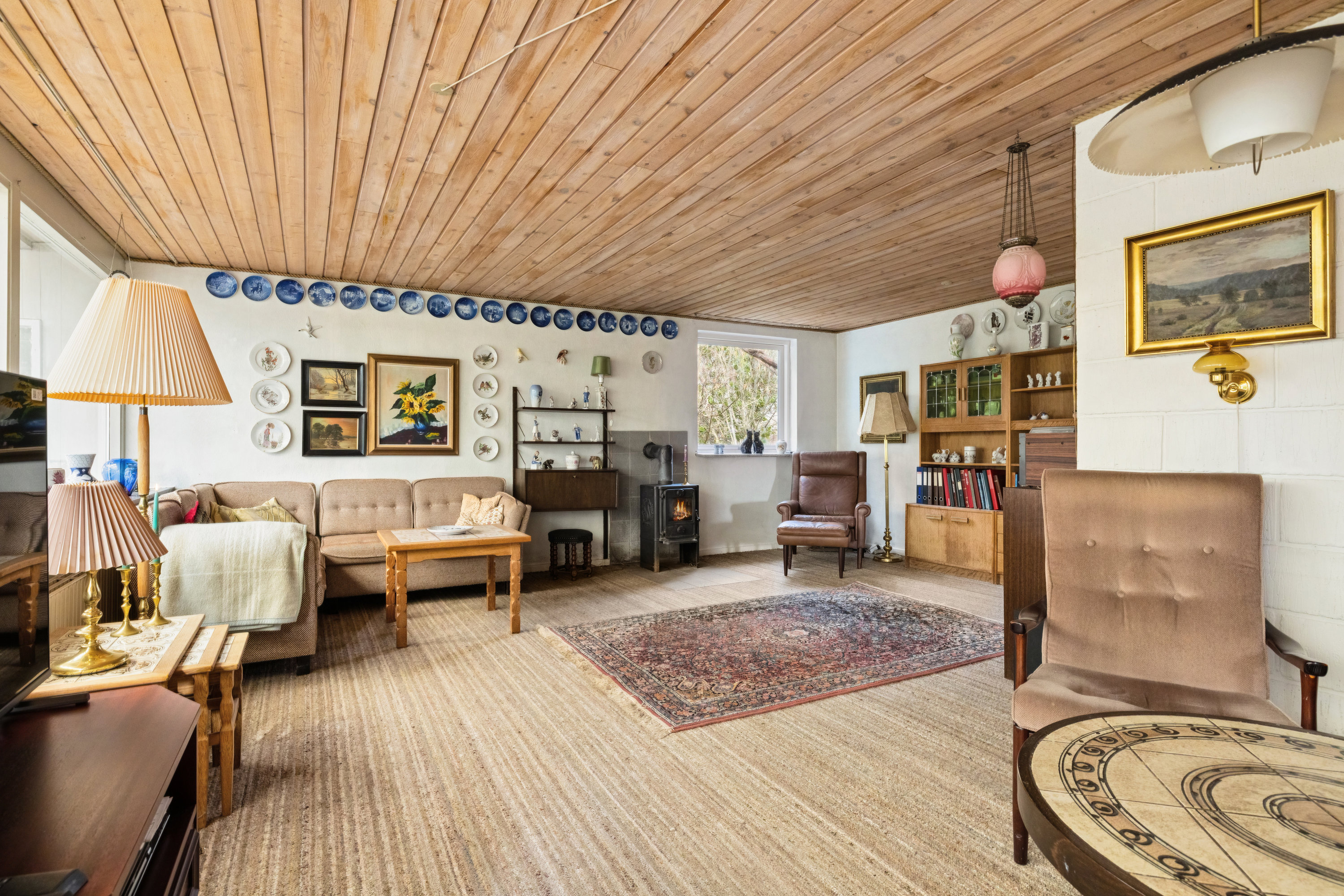 Fremhævet stue billede i fuldskærmstilstand. Billede af Elmevej 9, 8550 Ryomgård