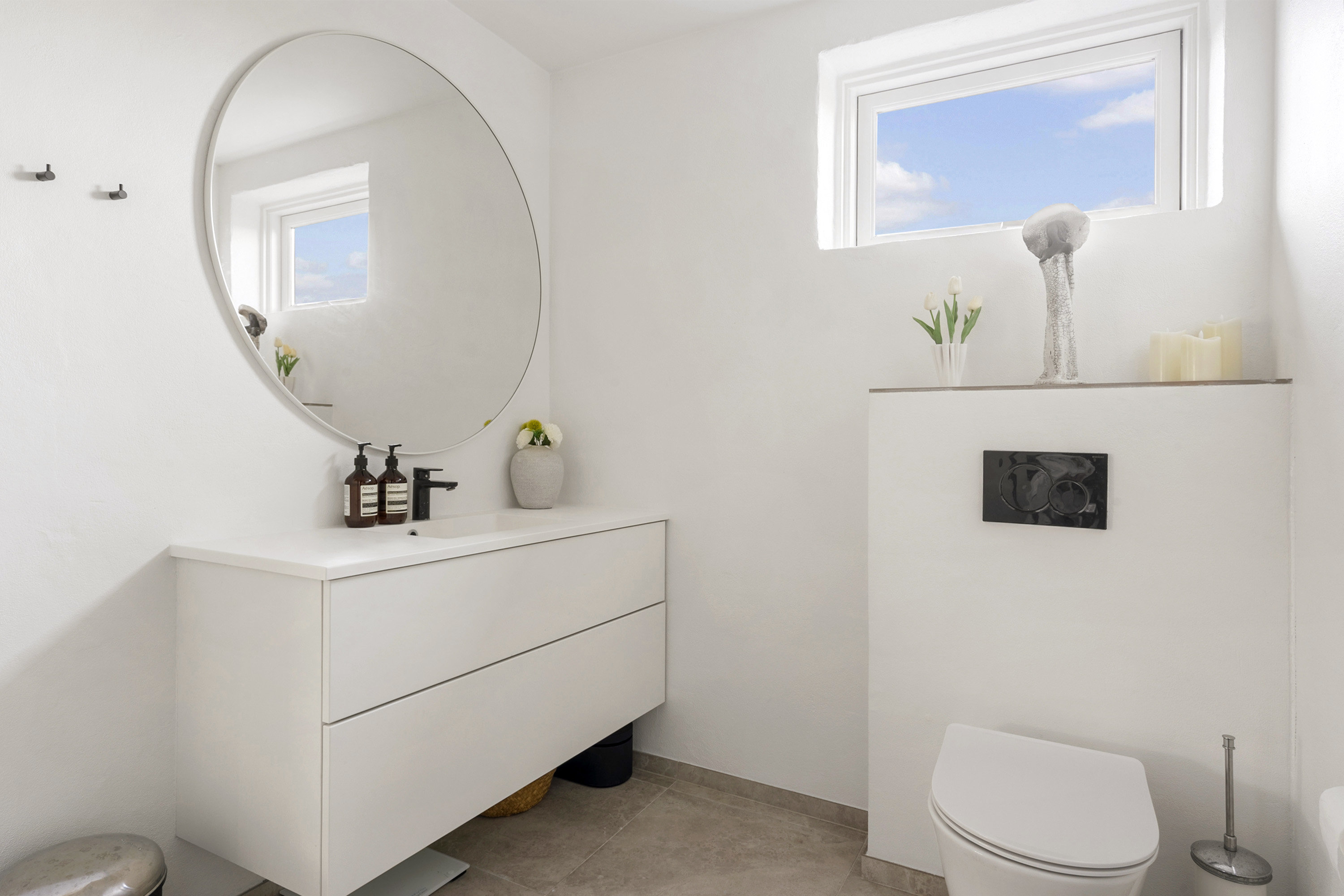 Fremhævet badeværelse billede i fuldskærmstilstand. Billede af Cellovej 15, 8700 Horsens