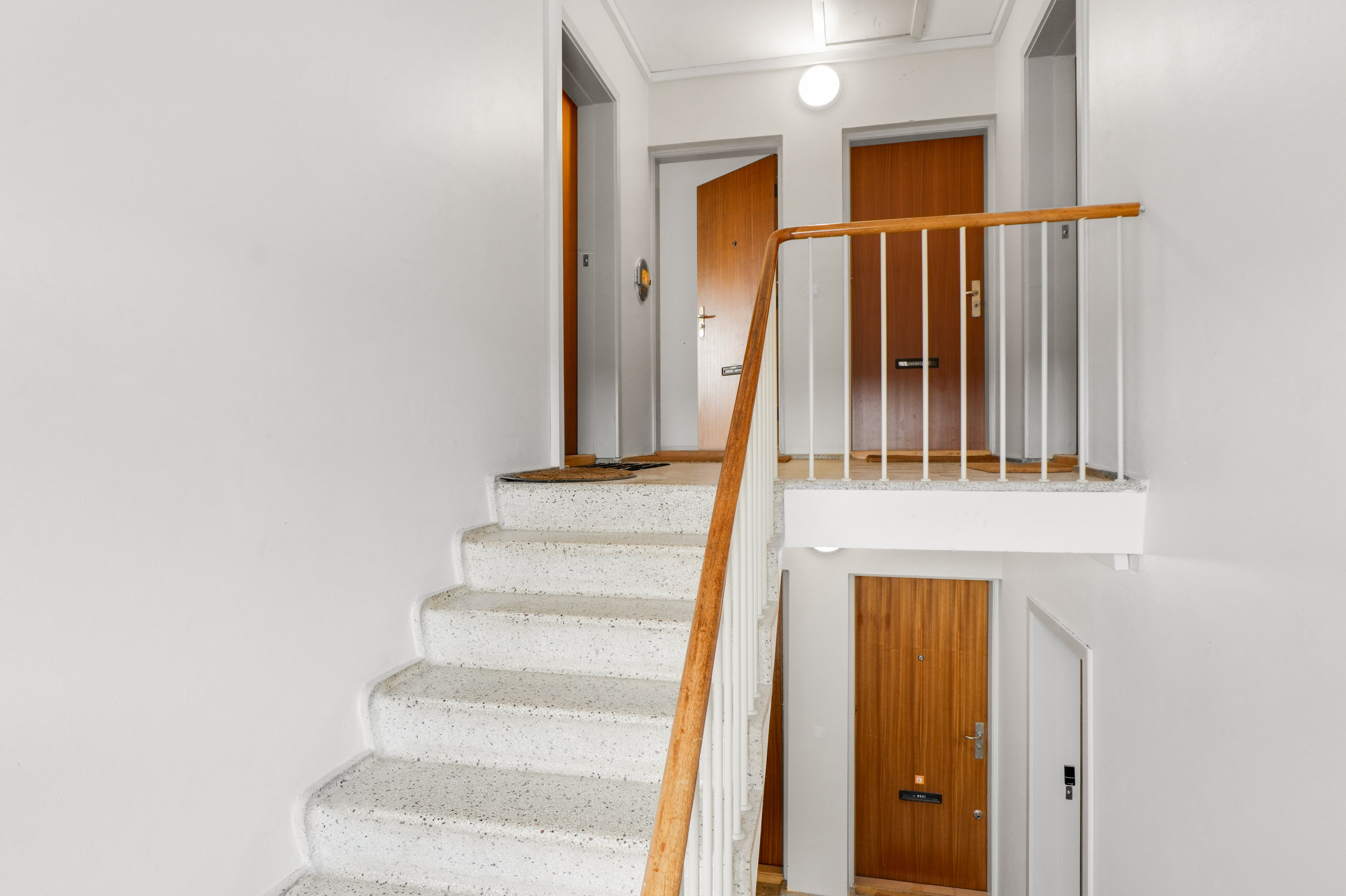 Fremhævet andet billede i fuldskærmstilstand. Billede af Kongelundsvej 71C, 2. 2., 2300 København S