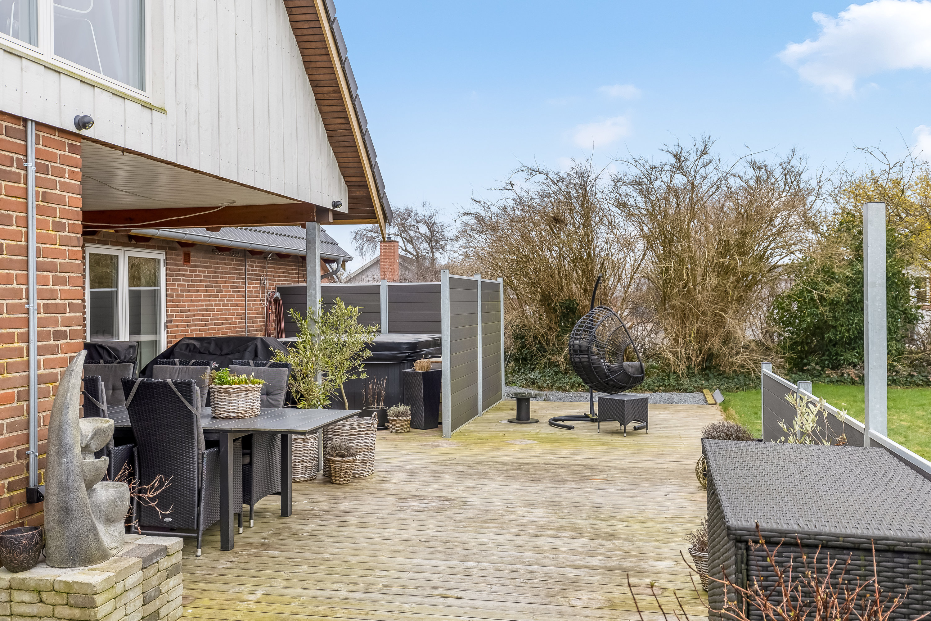 Fremhævet terrasse billede i fuldskærmstilstand. Billede af Åløkke 11, 6372 Bylderup-Bov