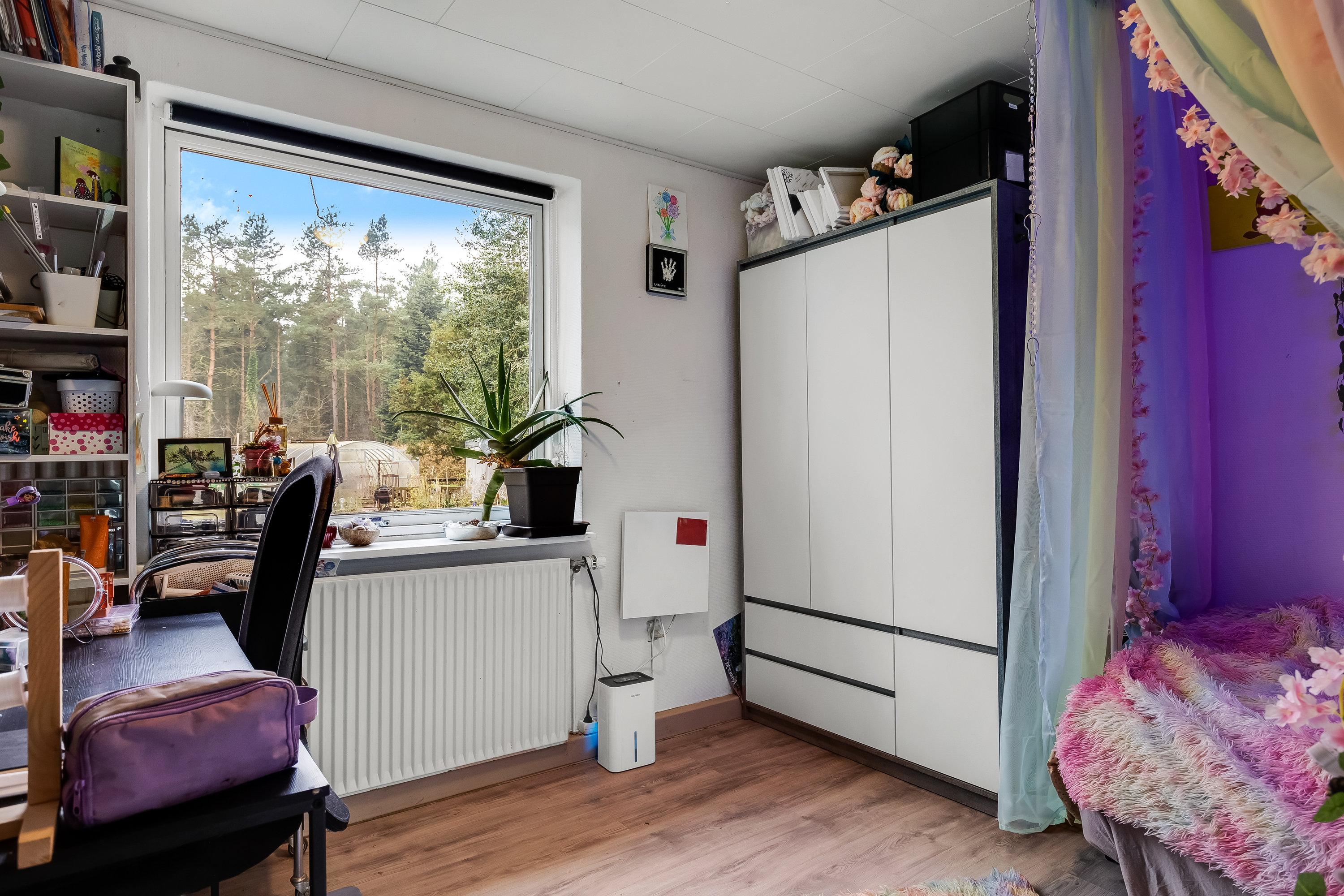 Fremhævet værelse billede i fuldskærmstilstand. Billede af Burkal Kirkevej 22, 6372 Bylderup-Bov