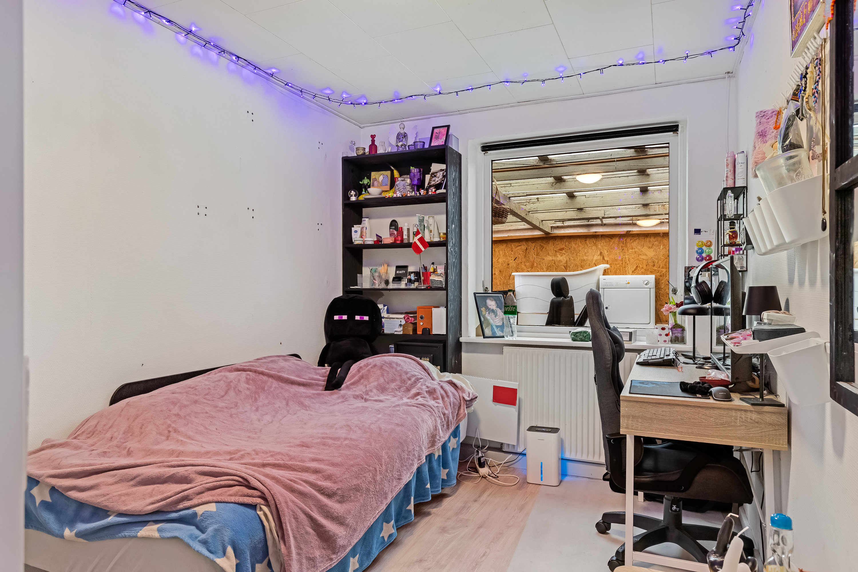 Fremhævet soveværelse billede i fuldskærmstilstand. Billede af Burkal Kirkevej 22, 6372 Bylderup-Bov