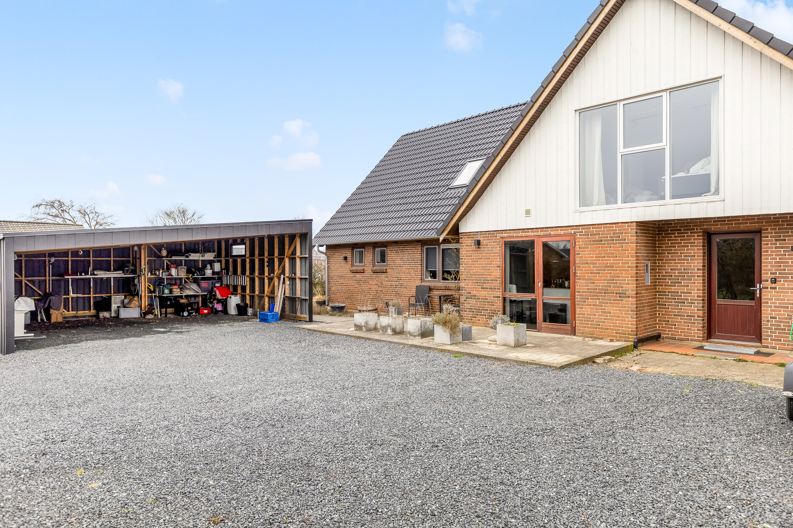 Fremhævet facade billede i fuldskærmstilstand. Billede af Åløkke 11, 6372 Bylderup-Bov