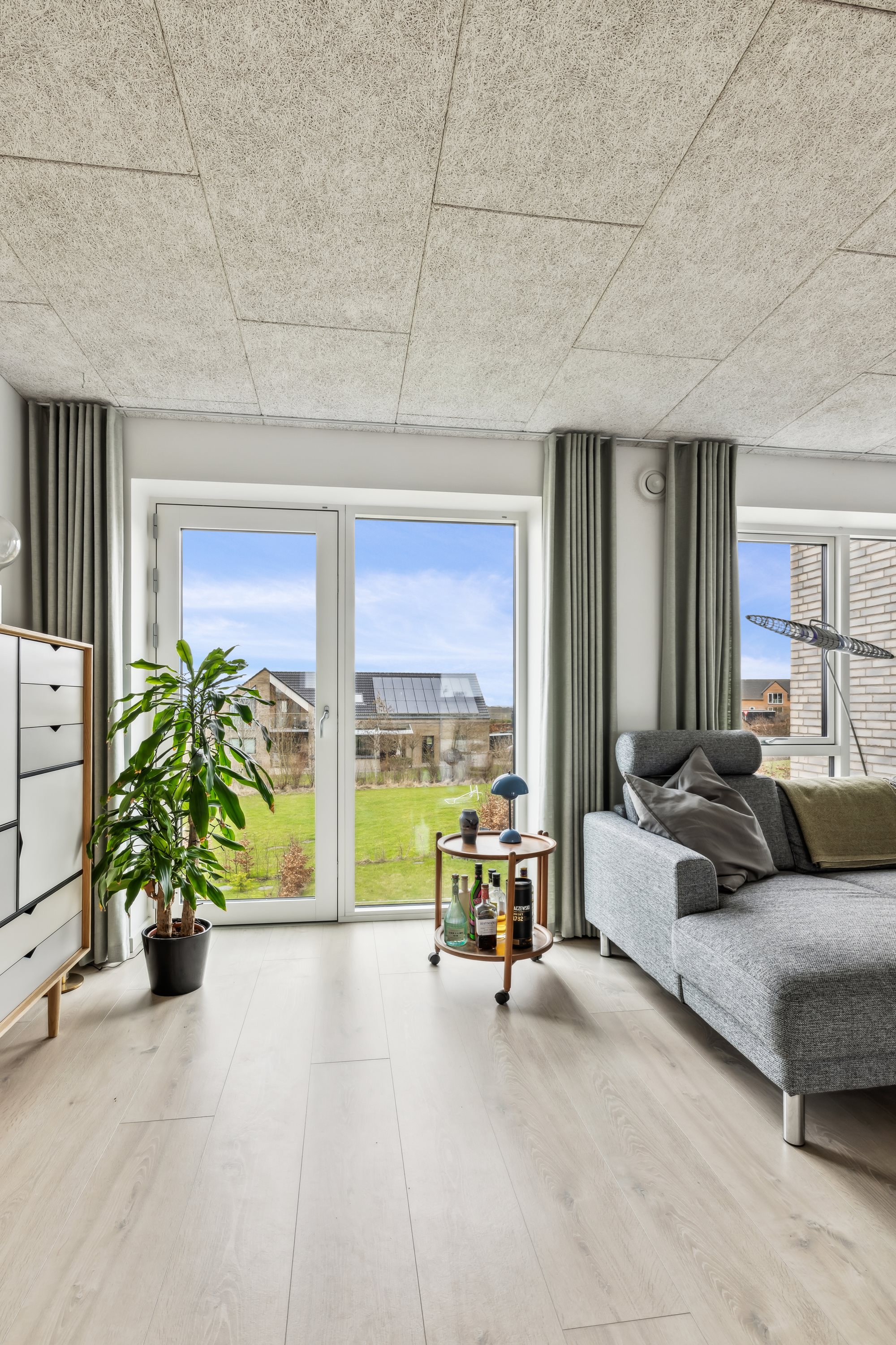 Fremhævet stue billede i fuldskærmstilstand. Billede af Baunehøjparken 24C, 8410 Rønde