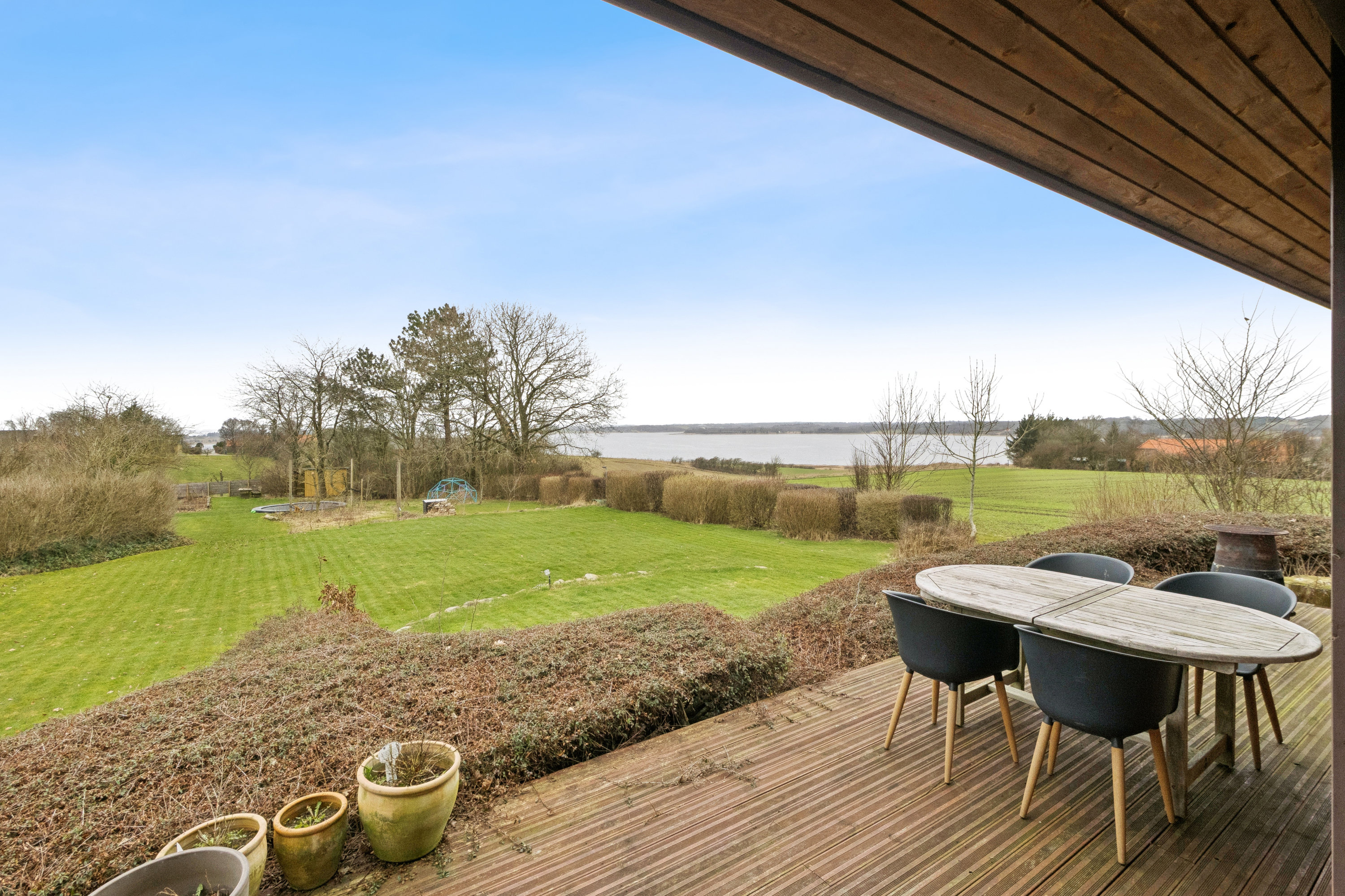 Fremhævet terrasse billede i fuldskærmstilstand. Billede af Nyvej 12, Hjerk, 7870 Roslev