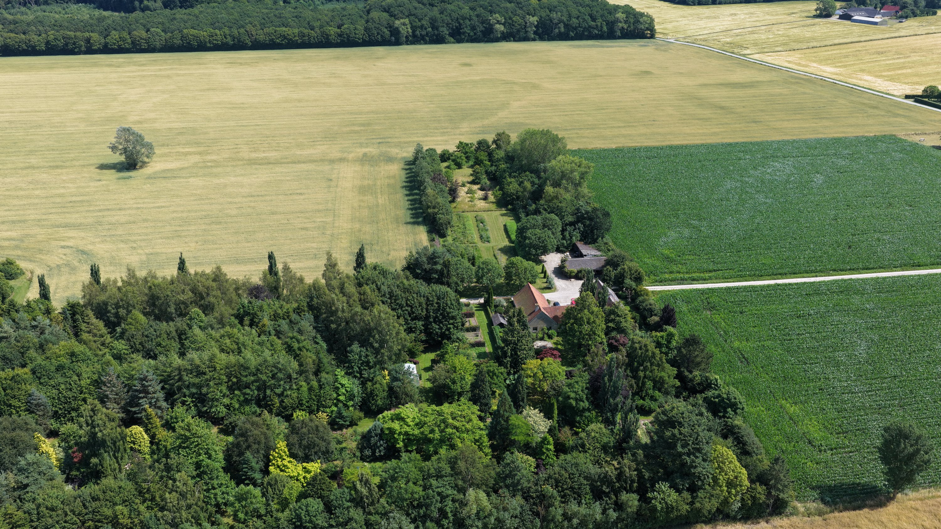 Fremhævet  billede i fuldskærmstilstand. Billede af Teglværksvej 25 A og B, Revninge, 5300 Kerteminde