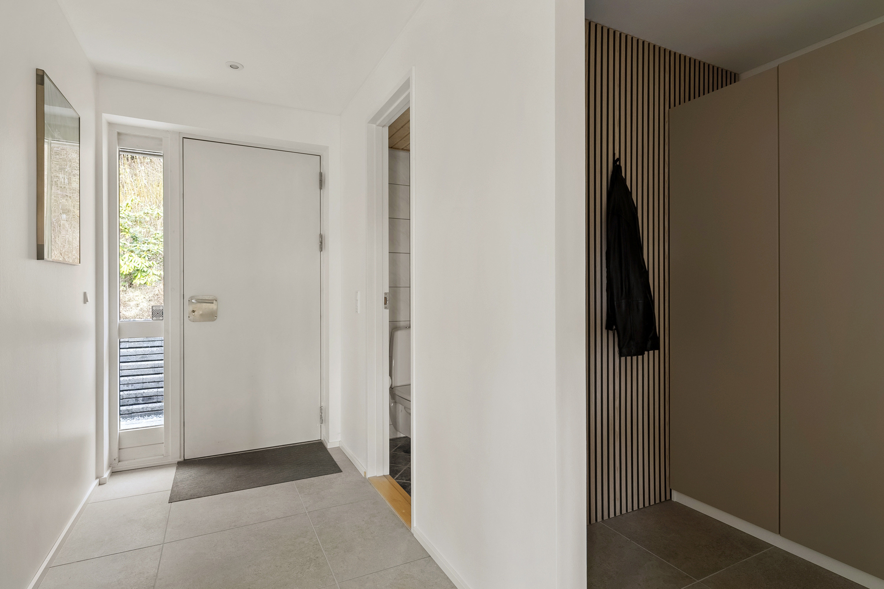 Fremhævet entré billede i fuldskærmstilstand. Billede af Stadionvej 86, 6000 Kolding