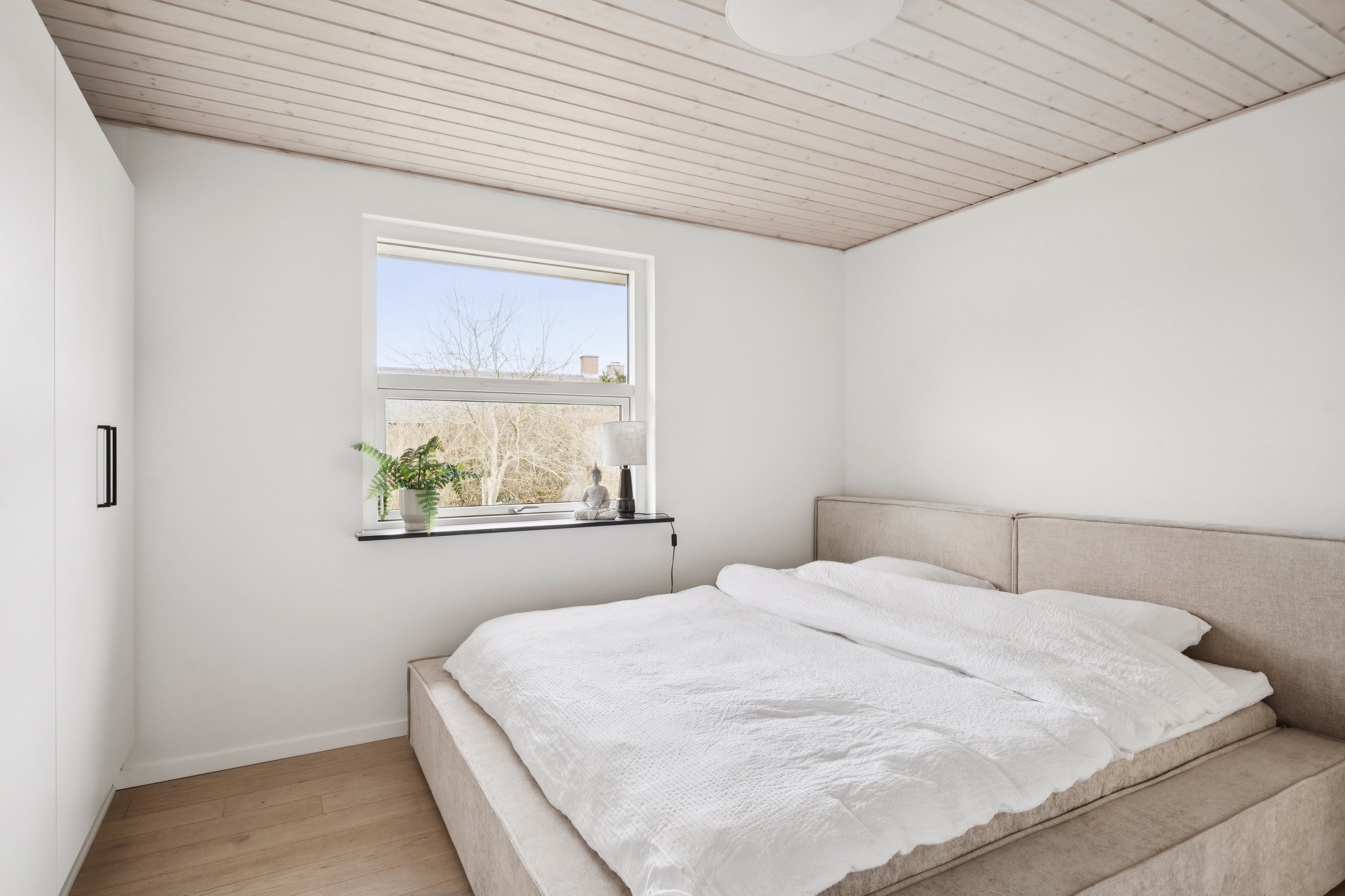 Fremhævet værelse billede i fuldskærmstilstand. Billede af Nørrevangen 36, 8382 Hinnerup