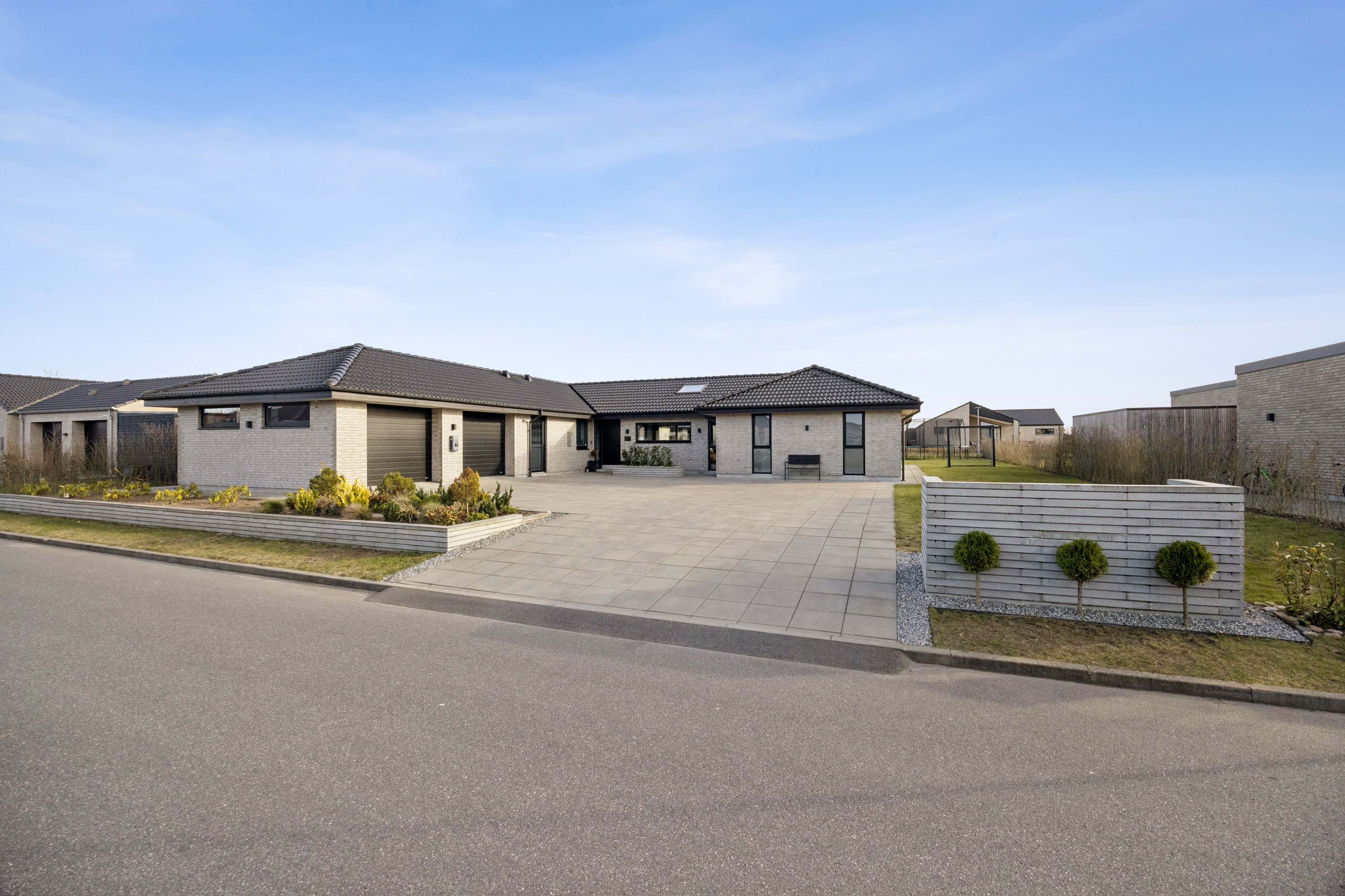 Fremhævet andet billede i fuldskærmstilstand. Billede af Østermarken 327, 9320 Hjallerup