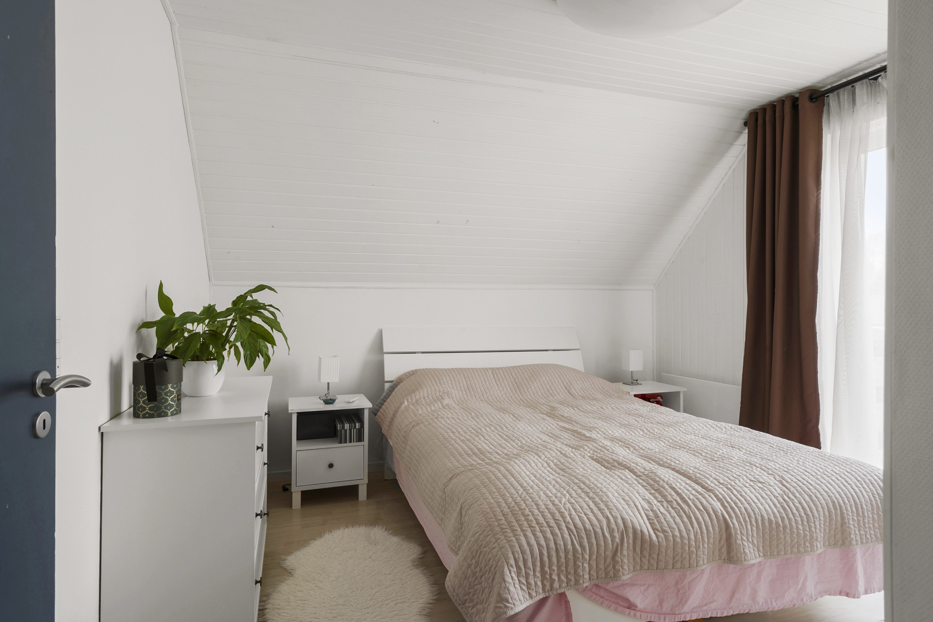 Fremhævet soveværelse billede i fuldskærmstilstand. Billede af Platanalle 11, 8700 Horsens