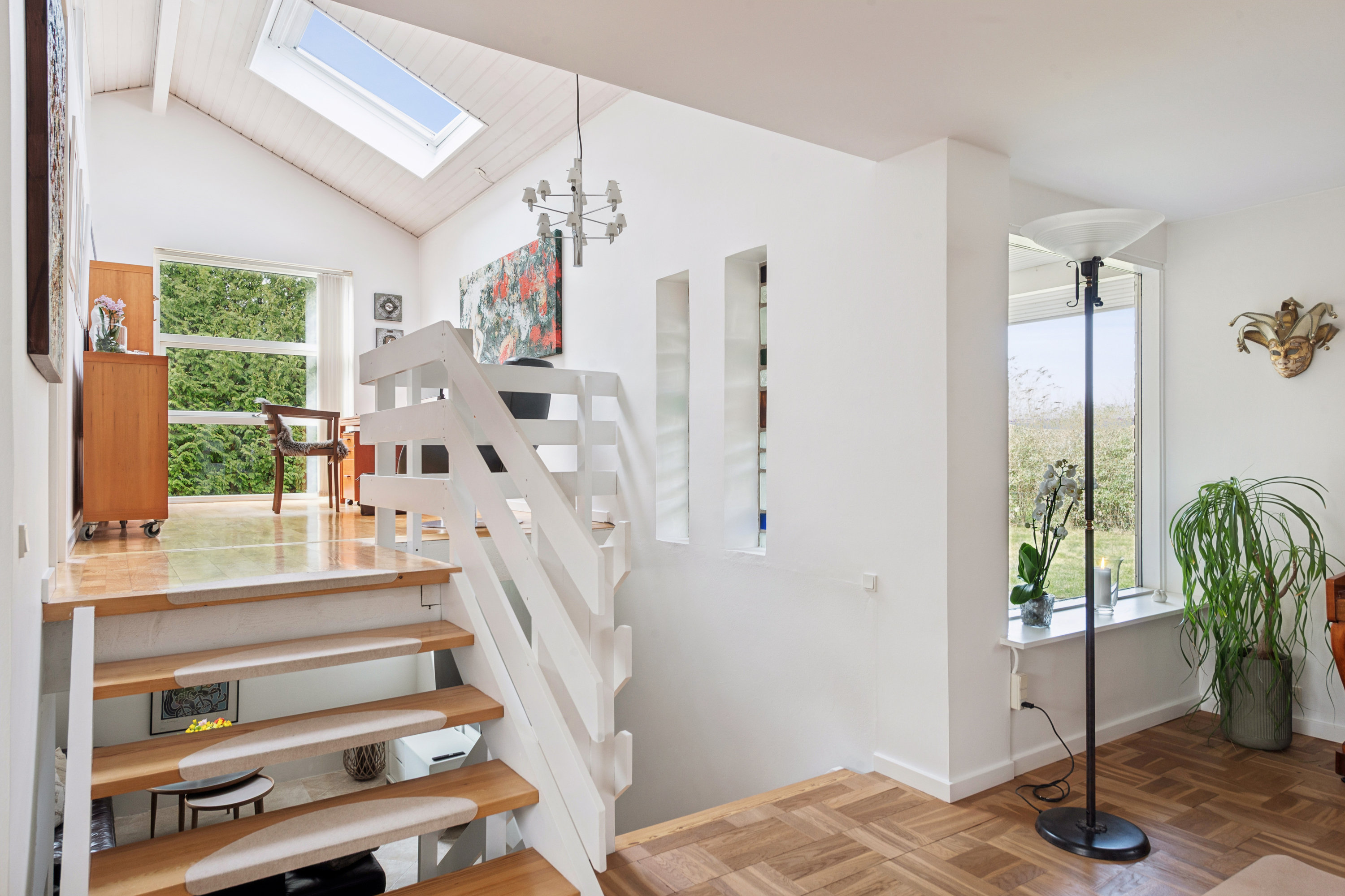 Fremhævet stue billede i fuldskærmstilstand. Billede af Stenås 17, 2670 Greve