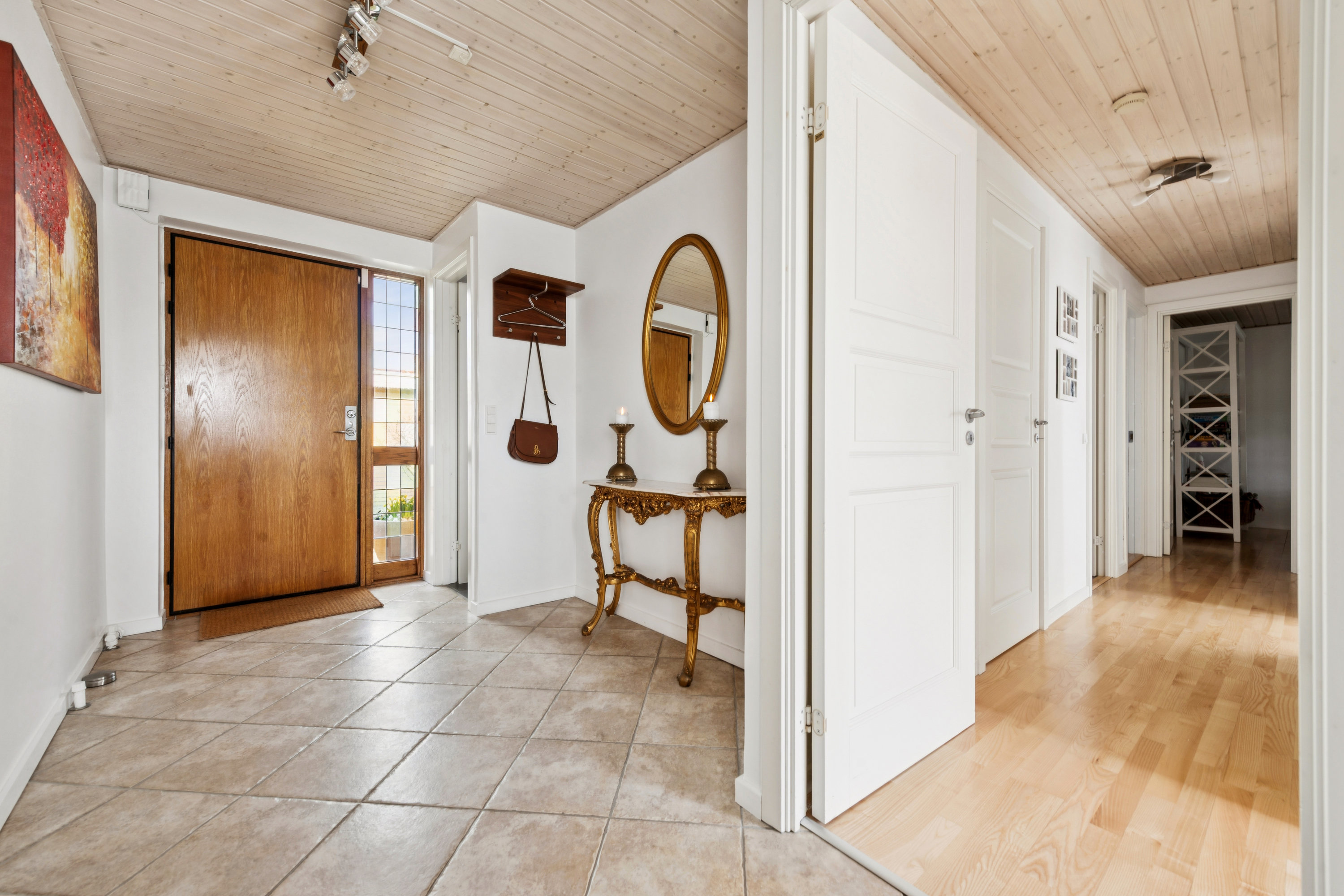 Fremhævet værelse billede i fuldskærmstilstand. Billede af Stenås 17, 2670 Greve