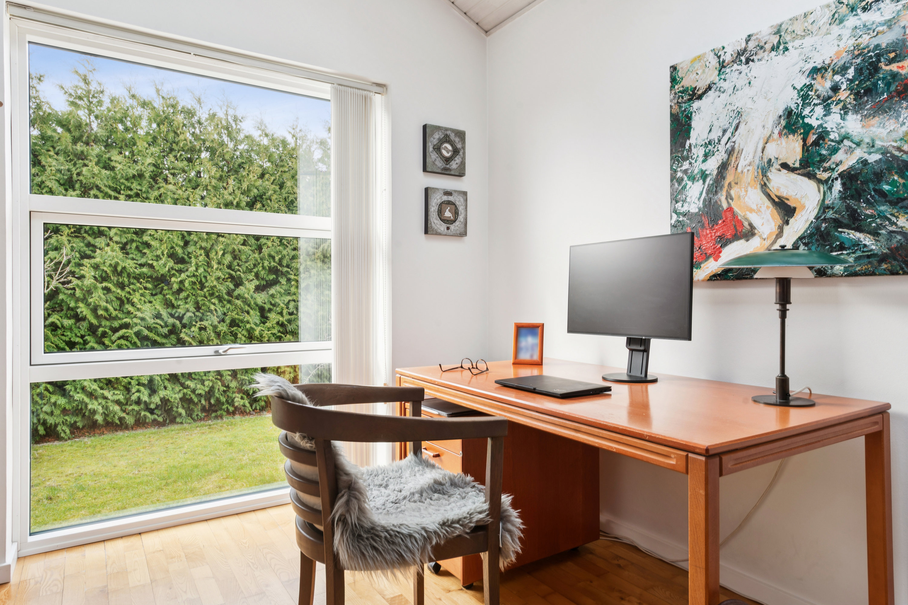 Fremhævet kontor billede i fuldskærmstilstand. Billede af Stenås 17, 2670 Greve