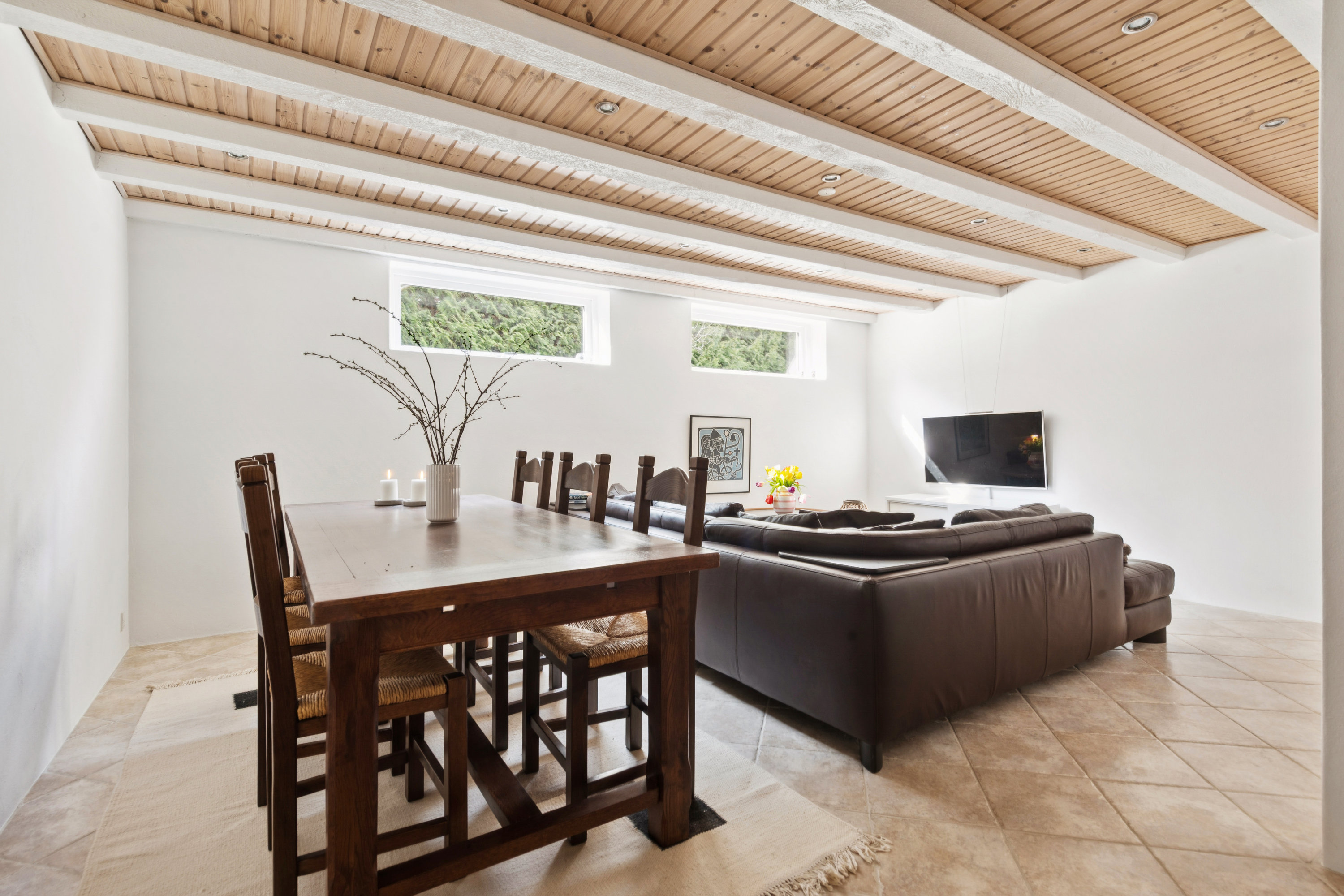 Fremhævet kælder billede i fuldskærmstilstand. Billede af Stenås 17, 2670 Greve