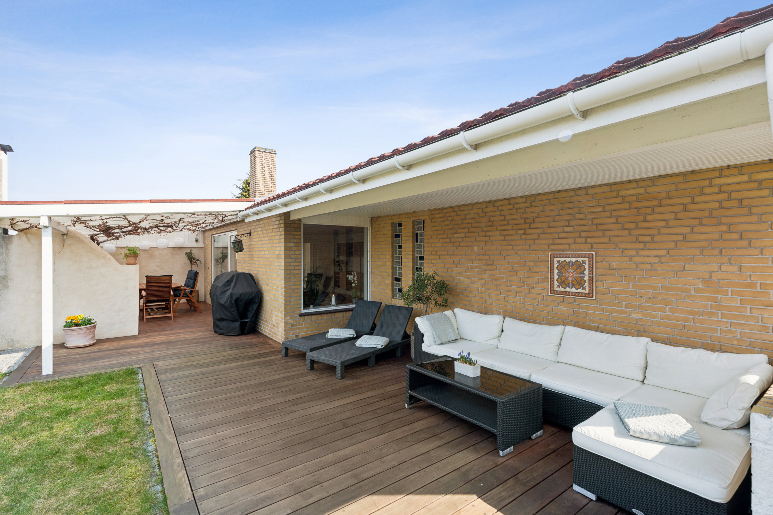 Fremhævet terrasse billede i fuldskærmstilstand. Billede af Stenås 17, 2670 Greve