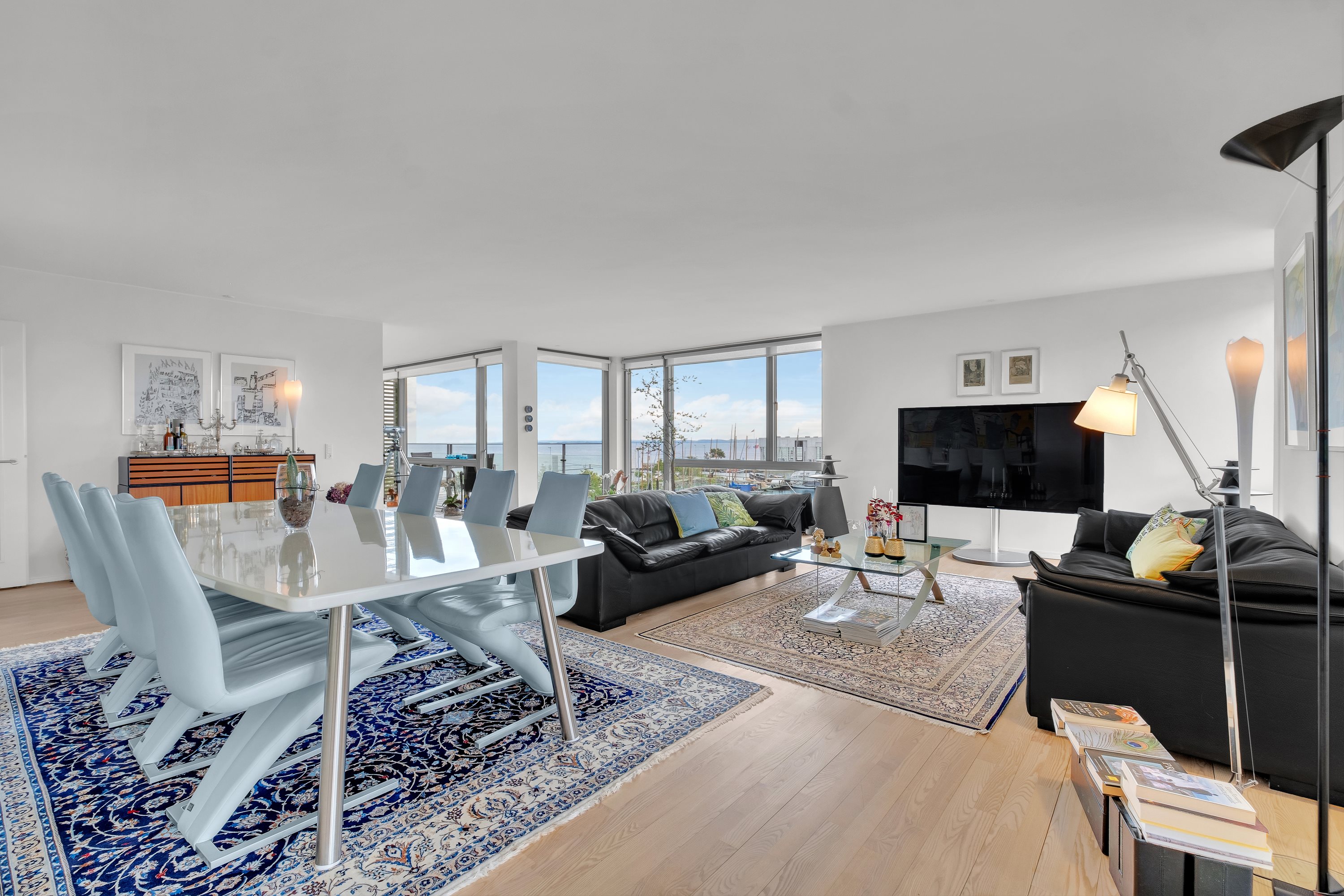 Fremhævet stue billede i fuldskærmstilstand. Billede af Langelinieparken 15, 2. tv., 8000 Aarhus C